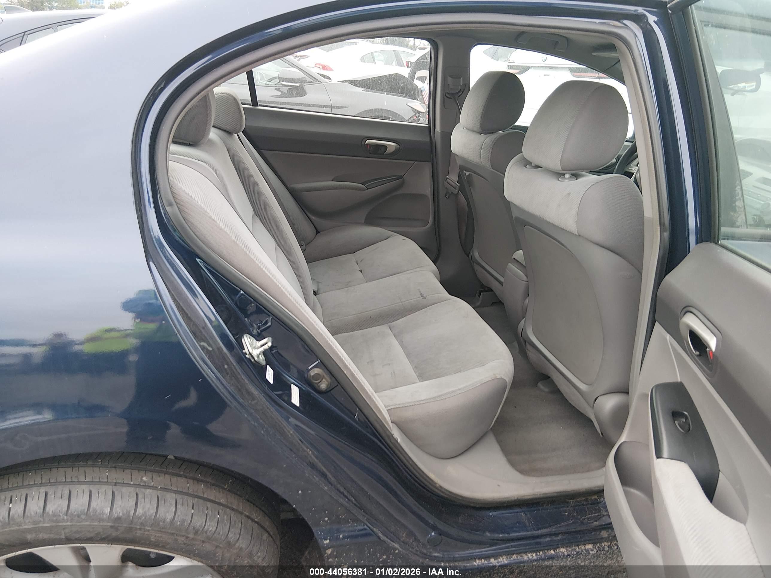 HONDA CIVIC image 8