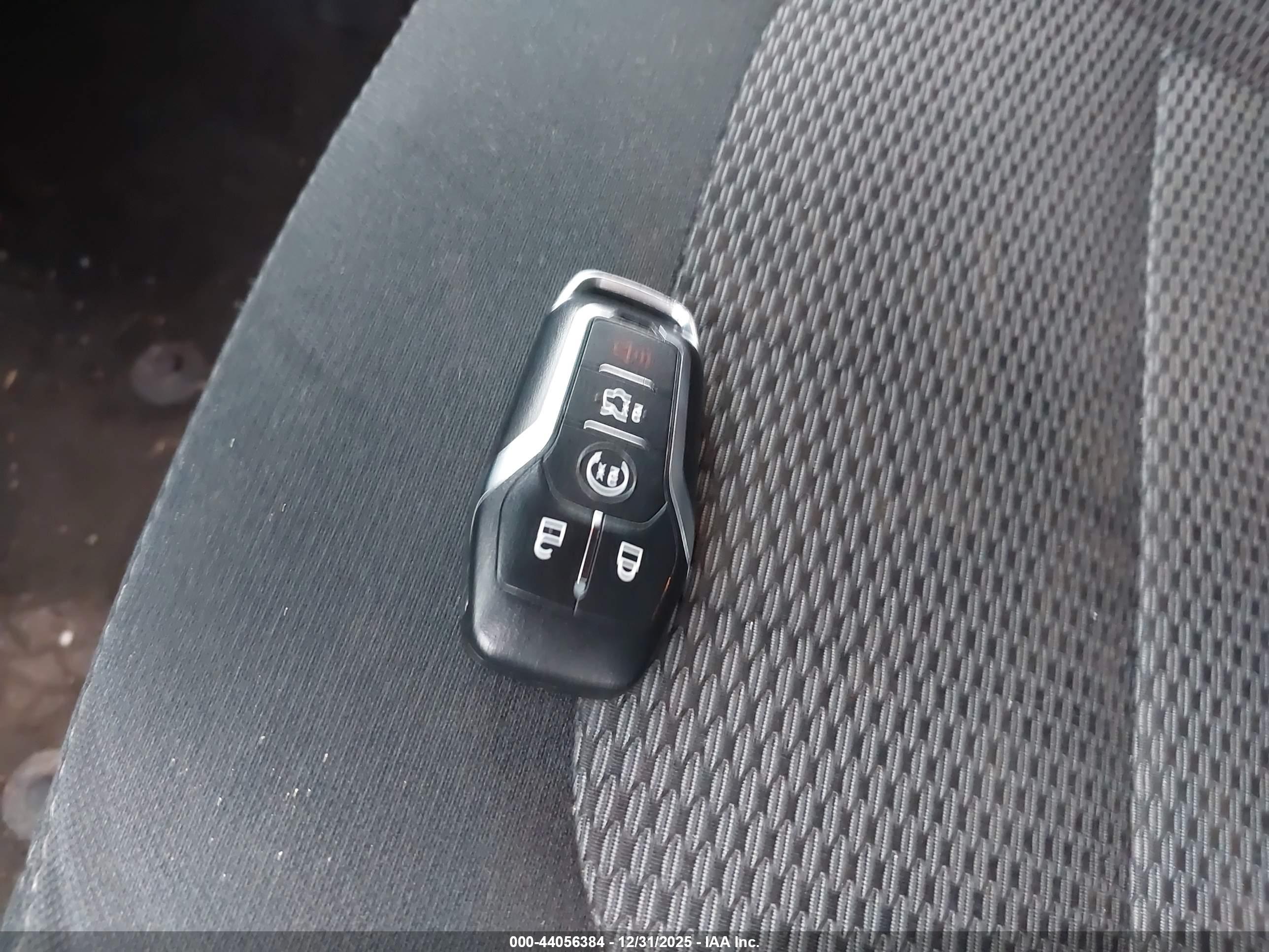 FORD EXPLORER image 11