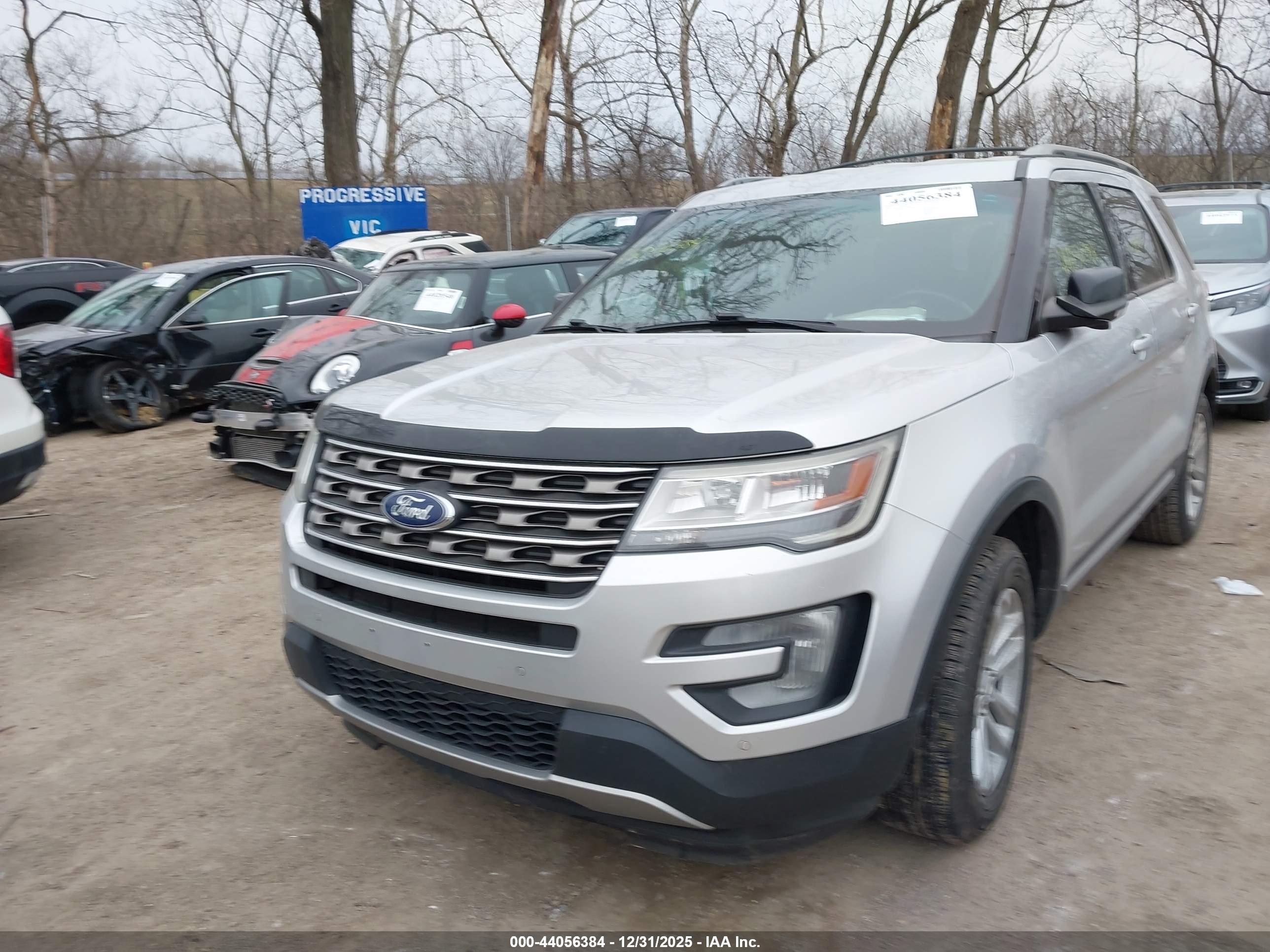 FORD EXPLORER image 2