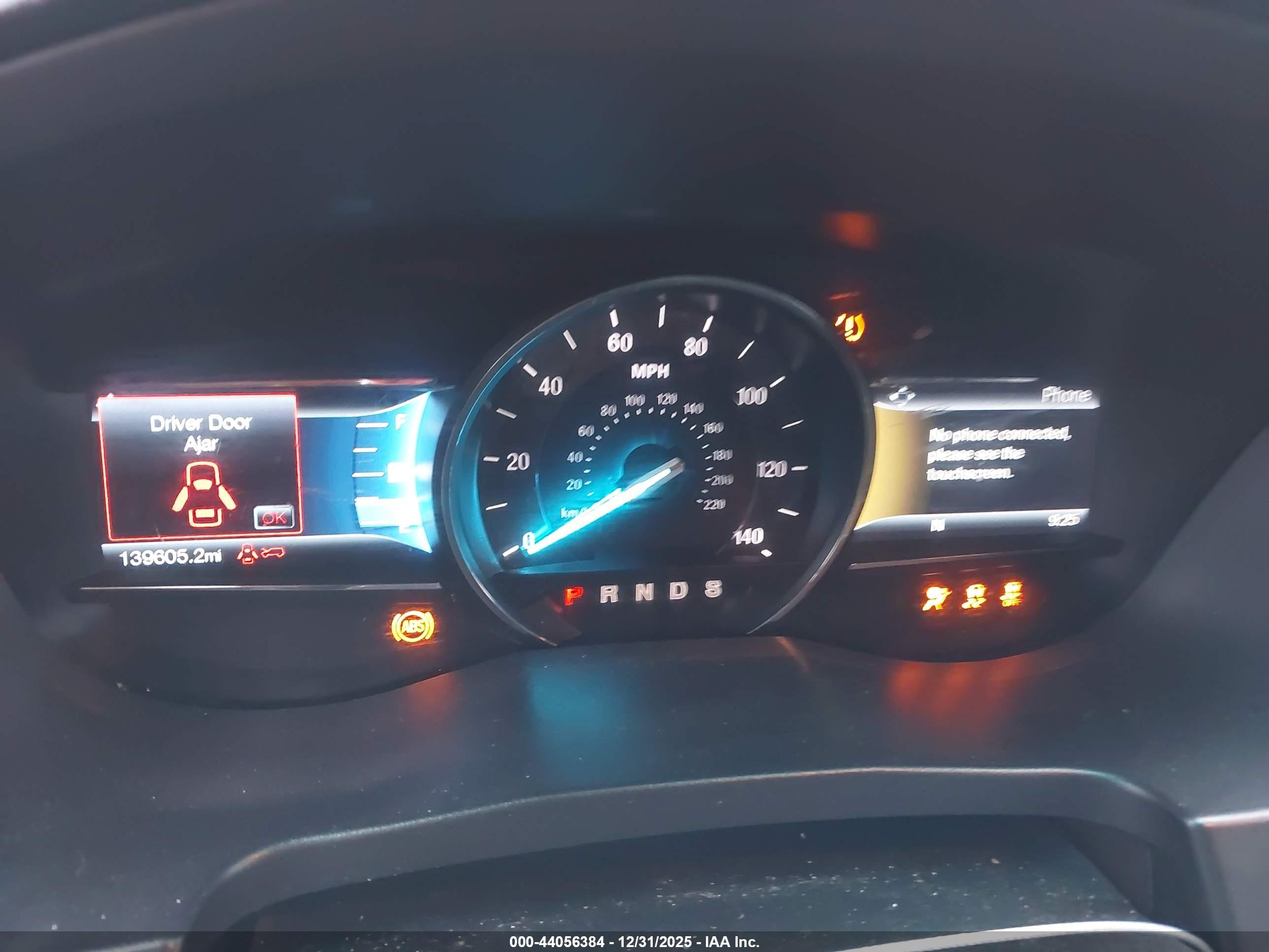 FORD EXPLORER image 7