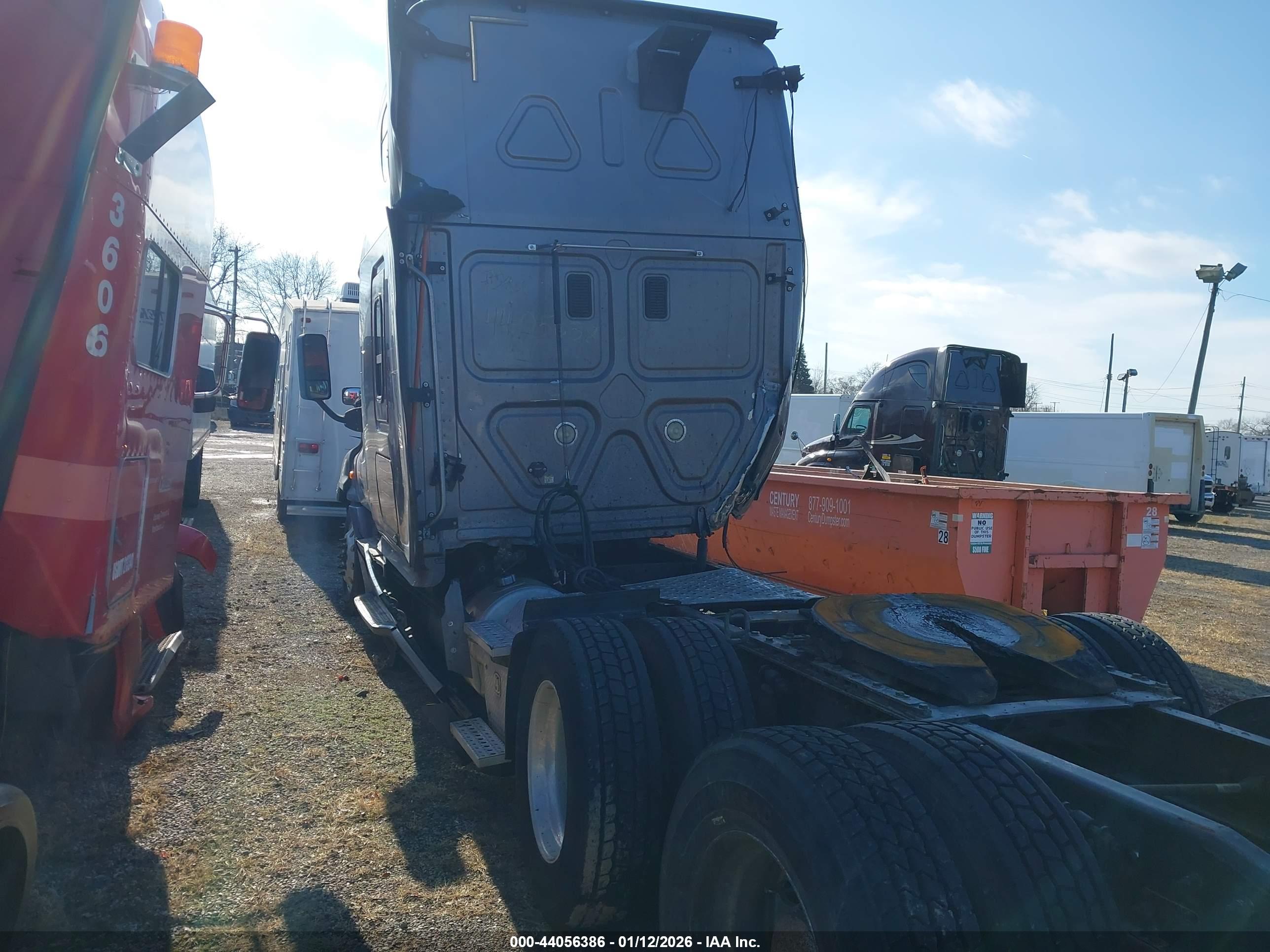 FREIGHTLINER CASCADIA image 3