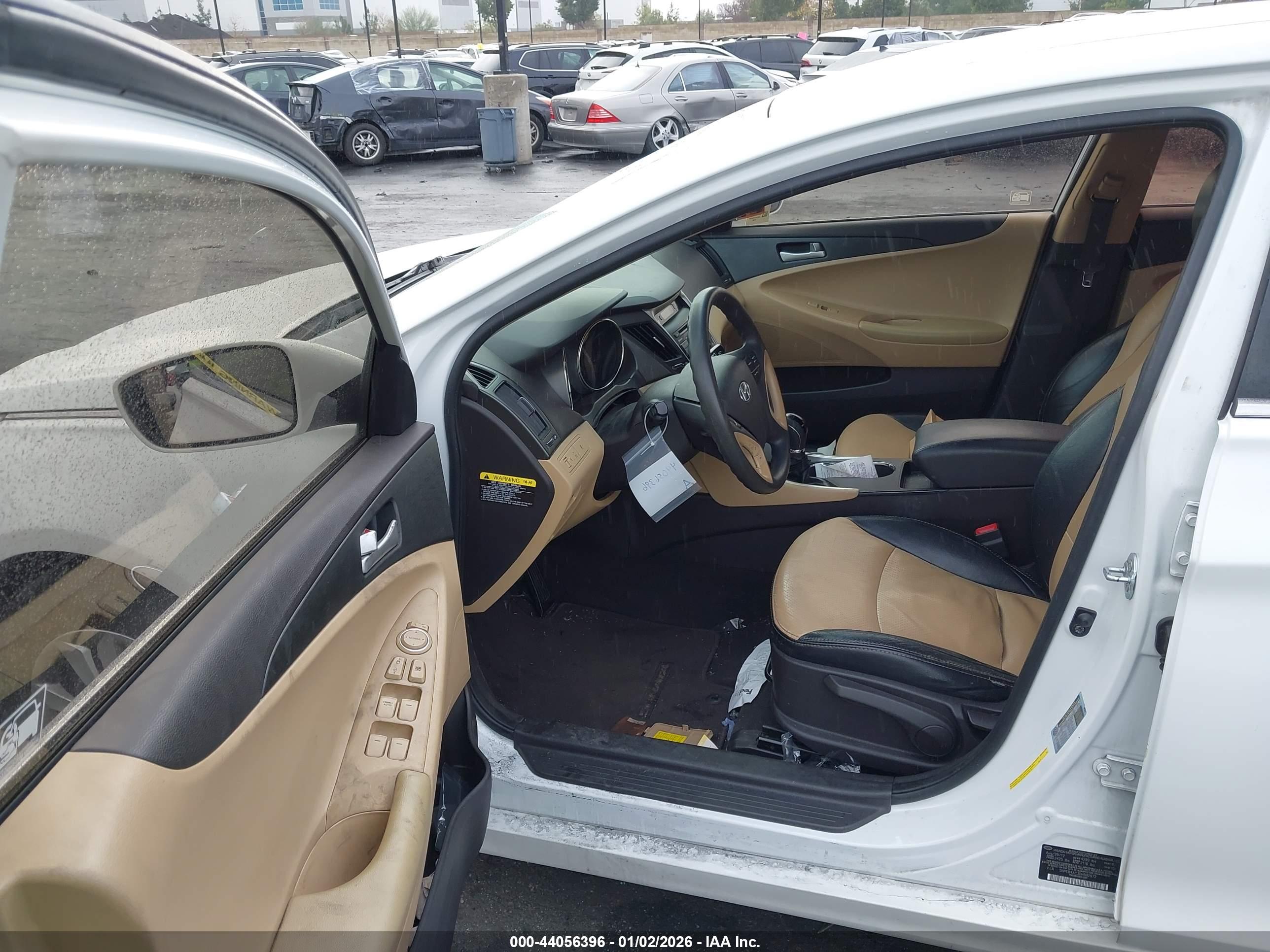 HYUNDAI SONATA image 5