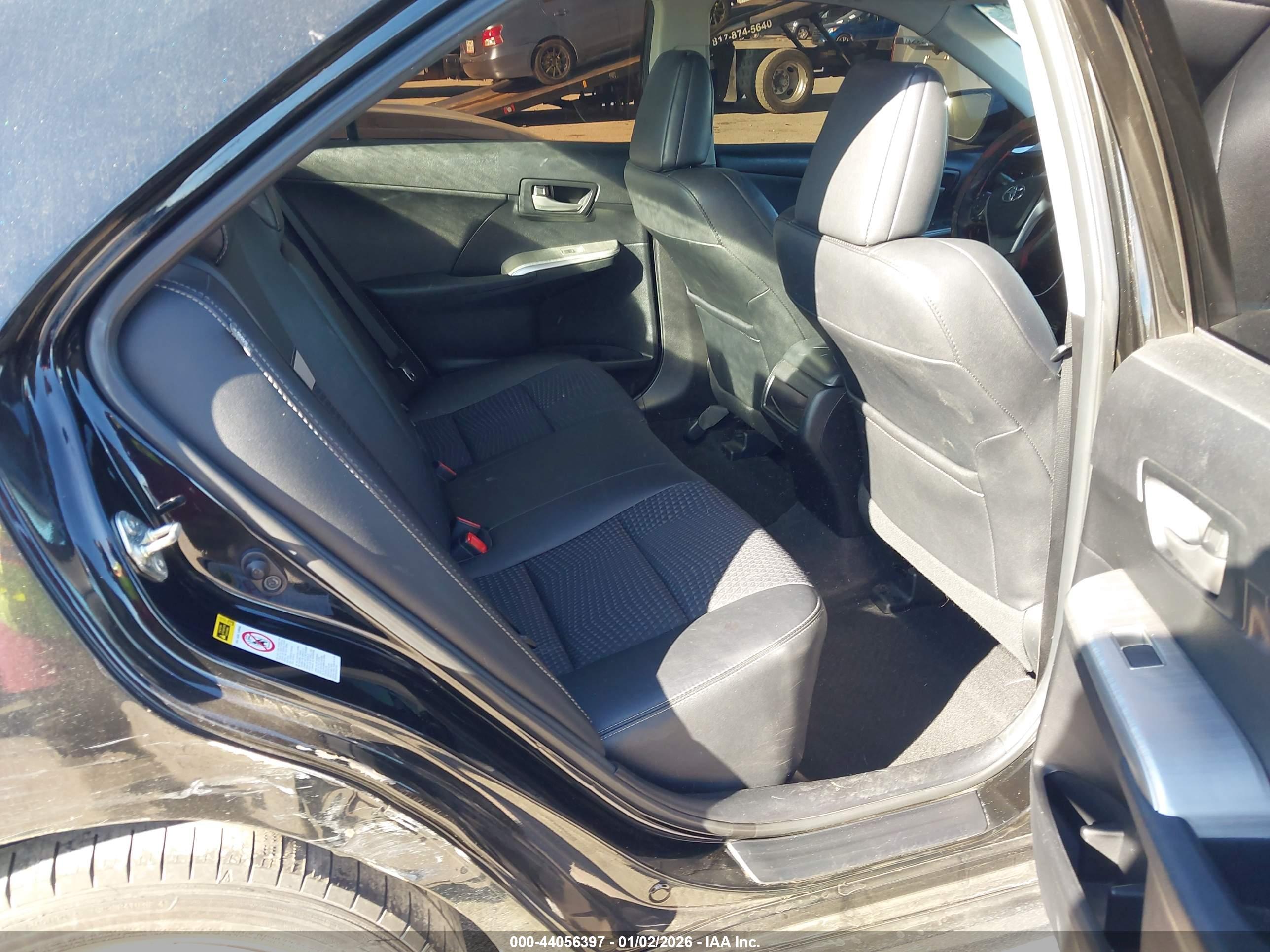 TOYOTA CAMRY image 8