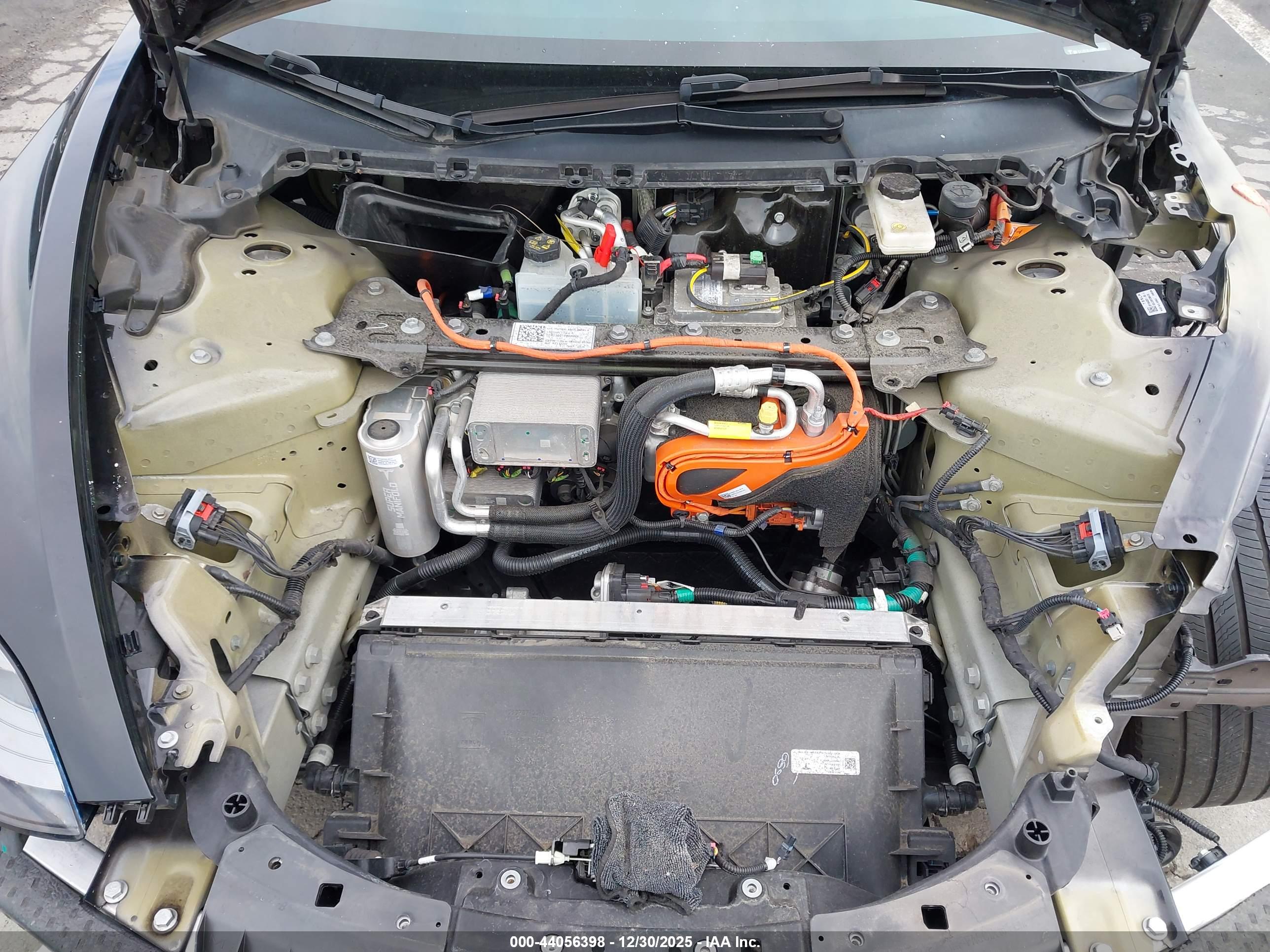 TESLA MODEL image 10