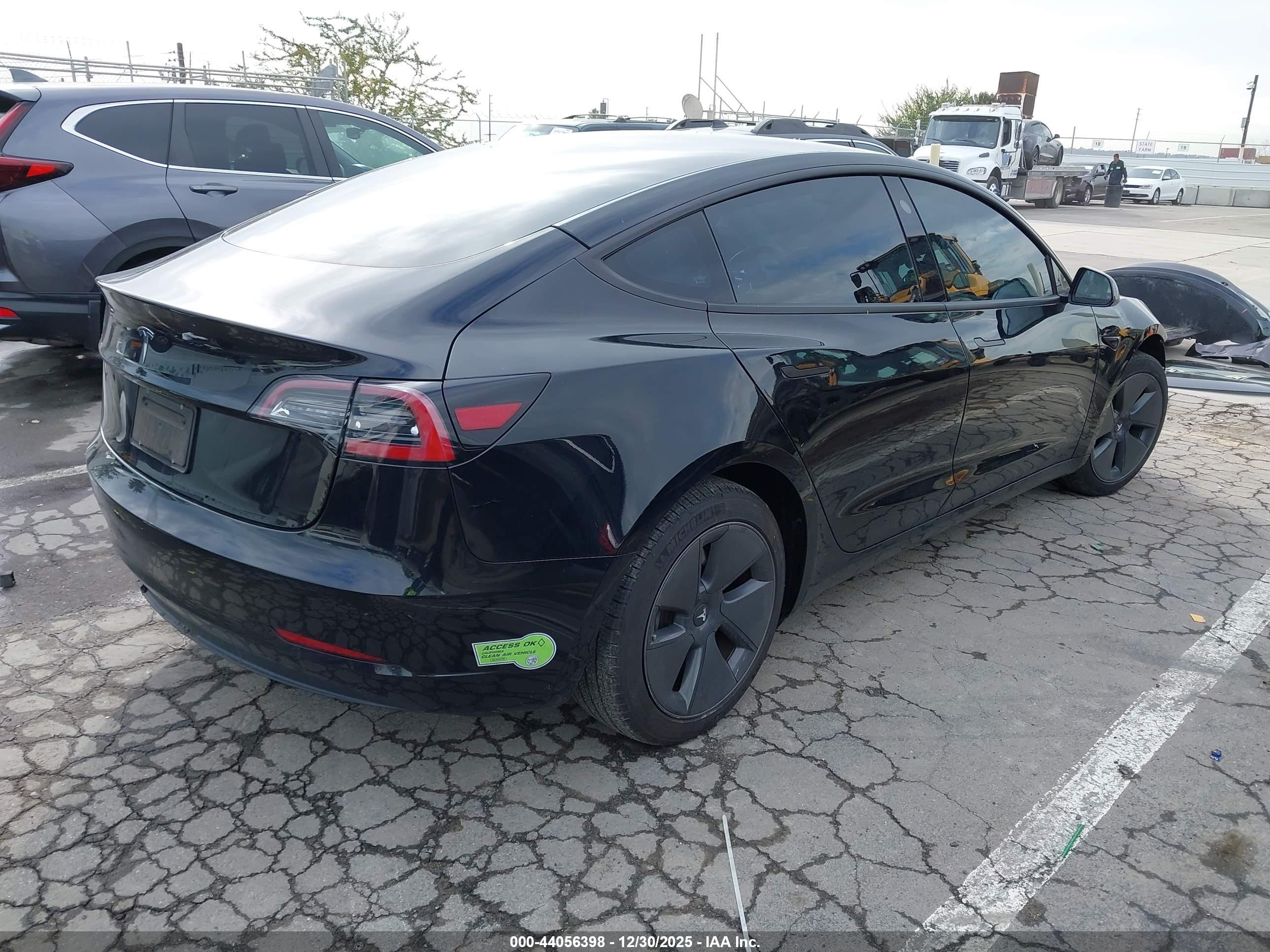 TESLA MODEL image 4