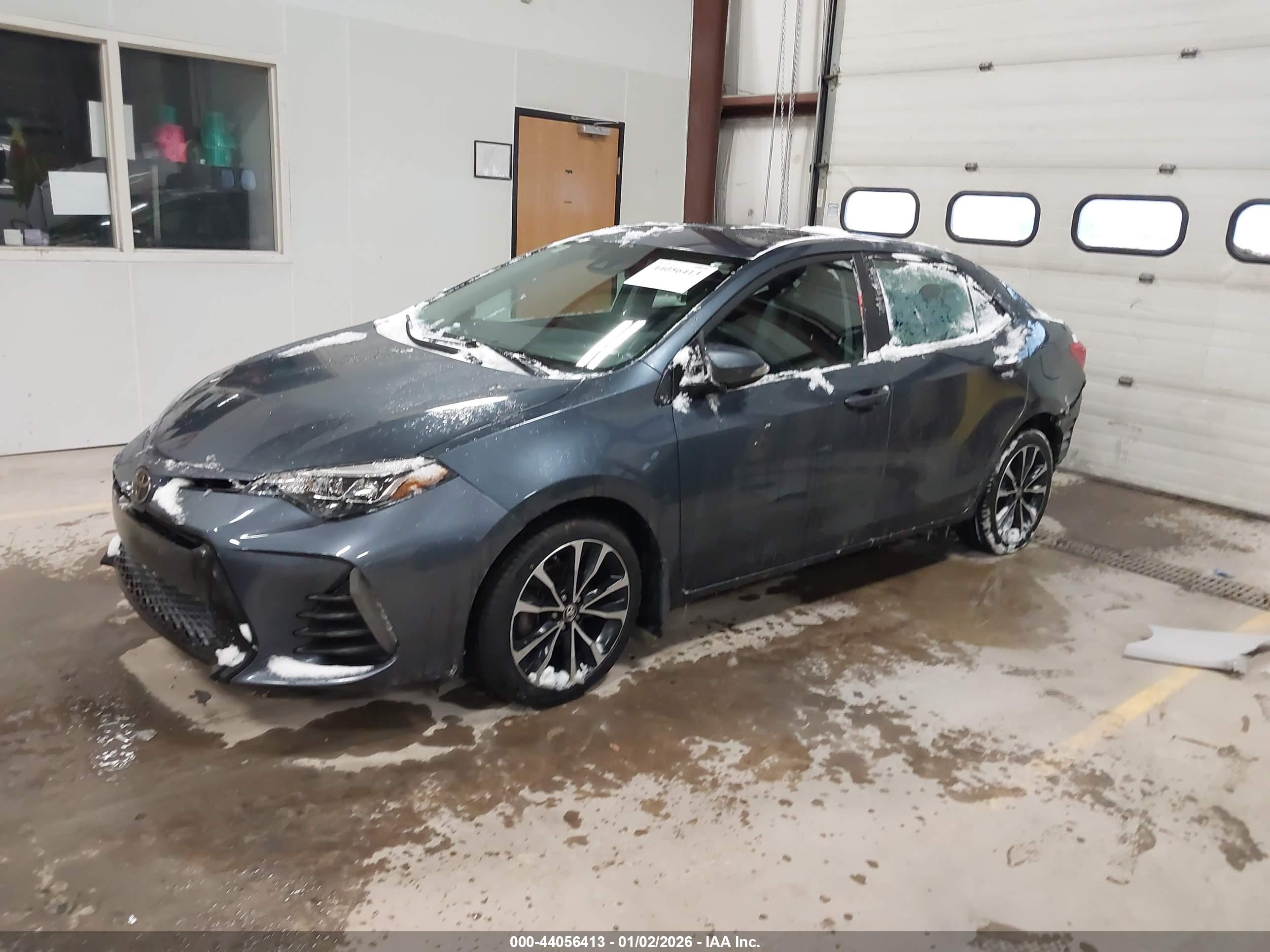 TOYOTA COROLLA image 2