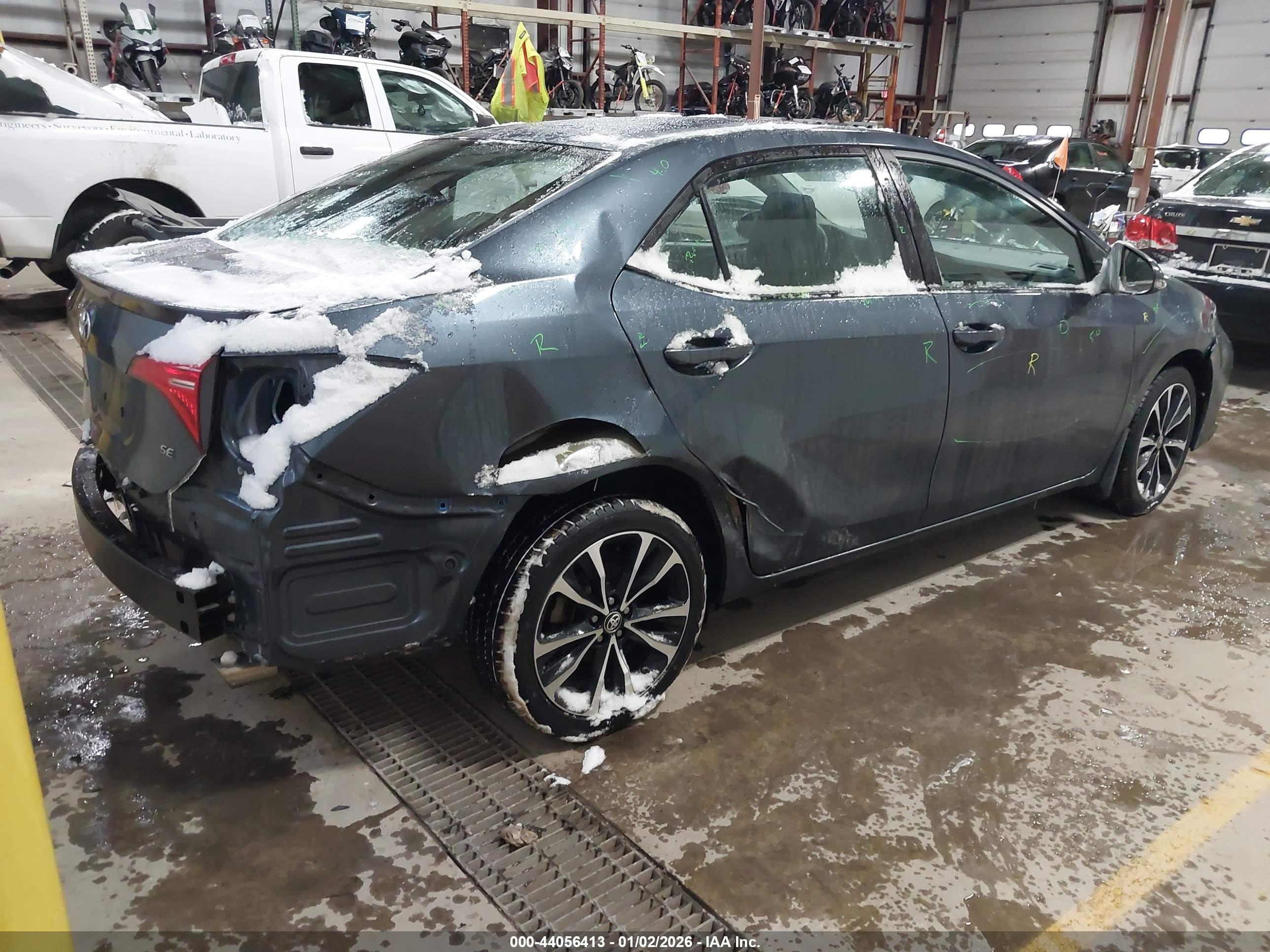 TOYOTA COROLLA image 4