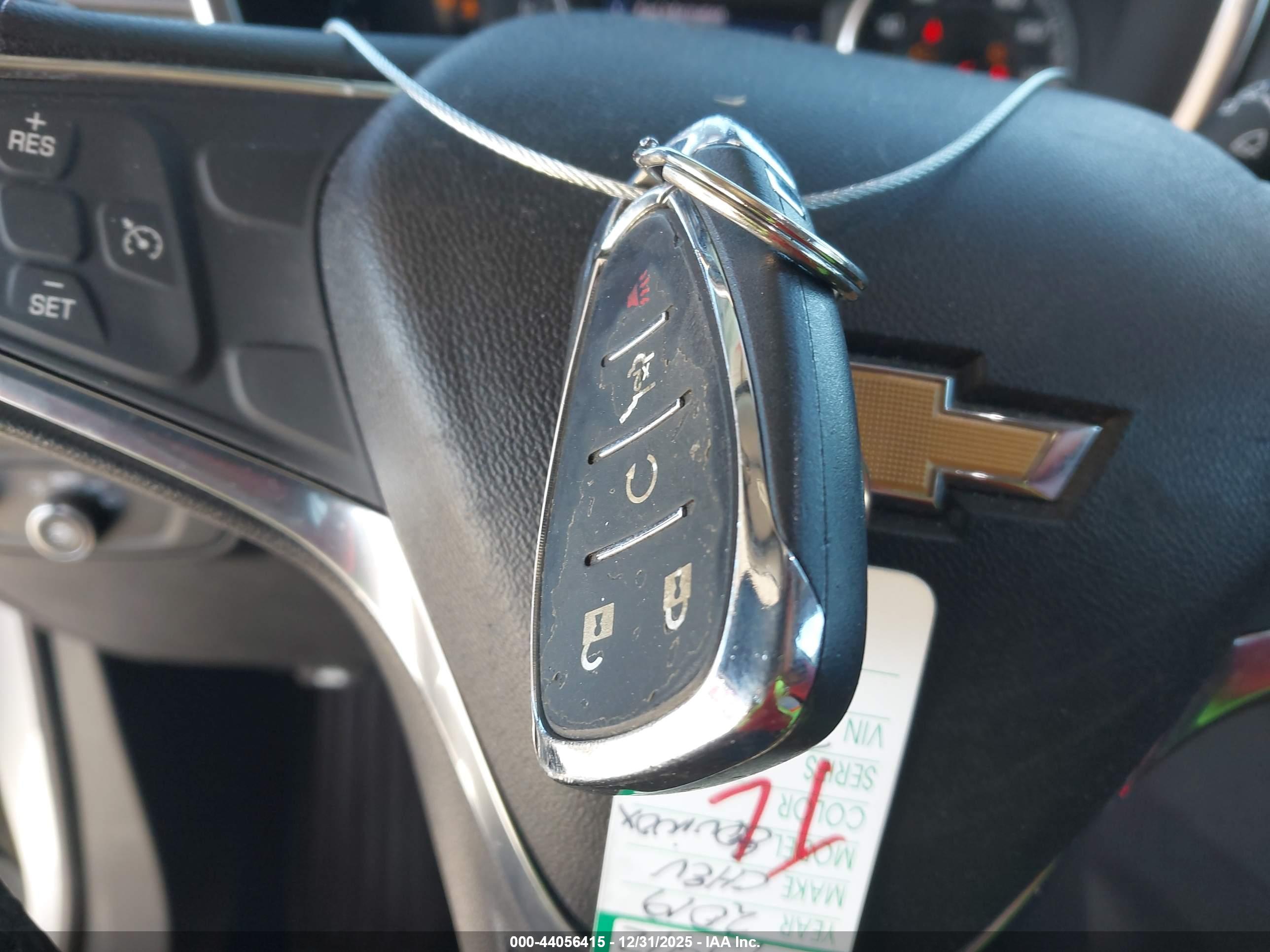 CHEVROLET EQUINOX image 11