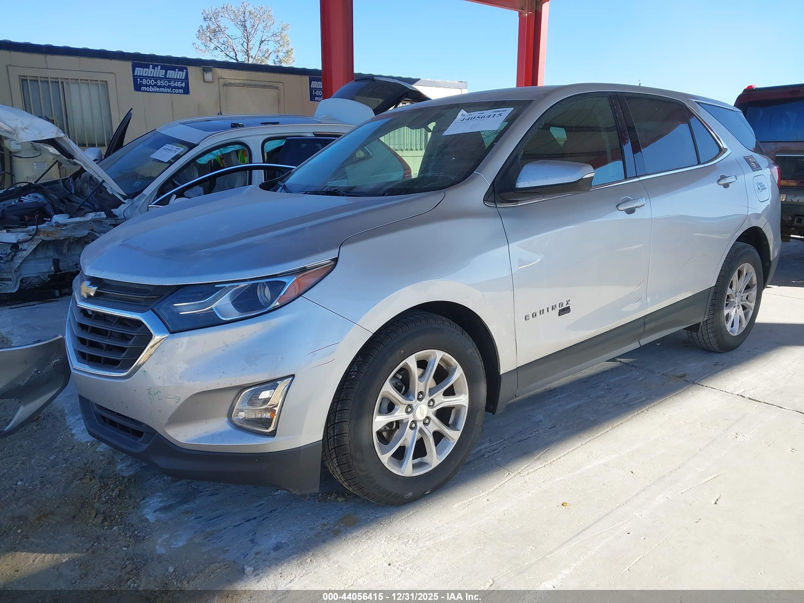 CHEVROLET EQUINOX image 2