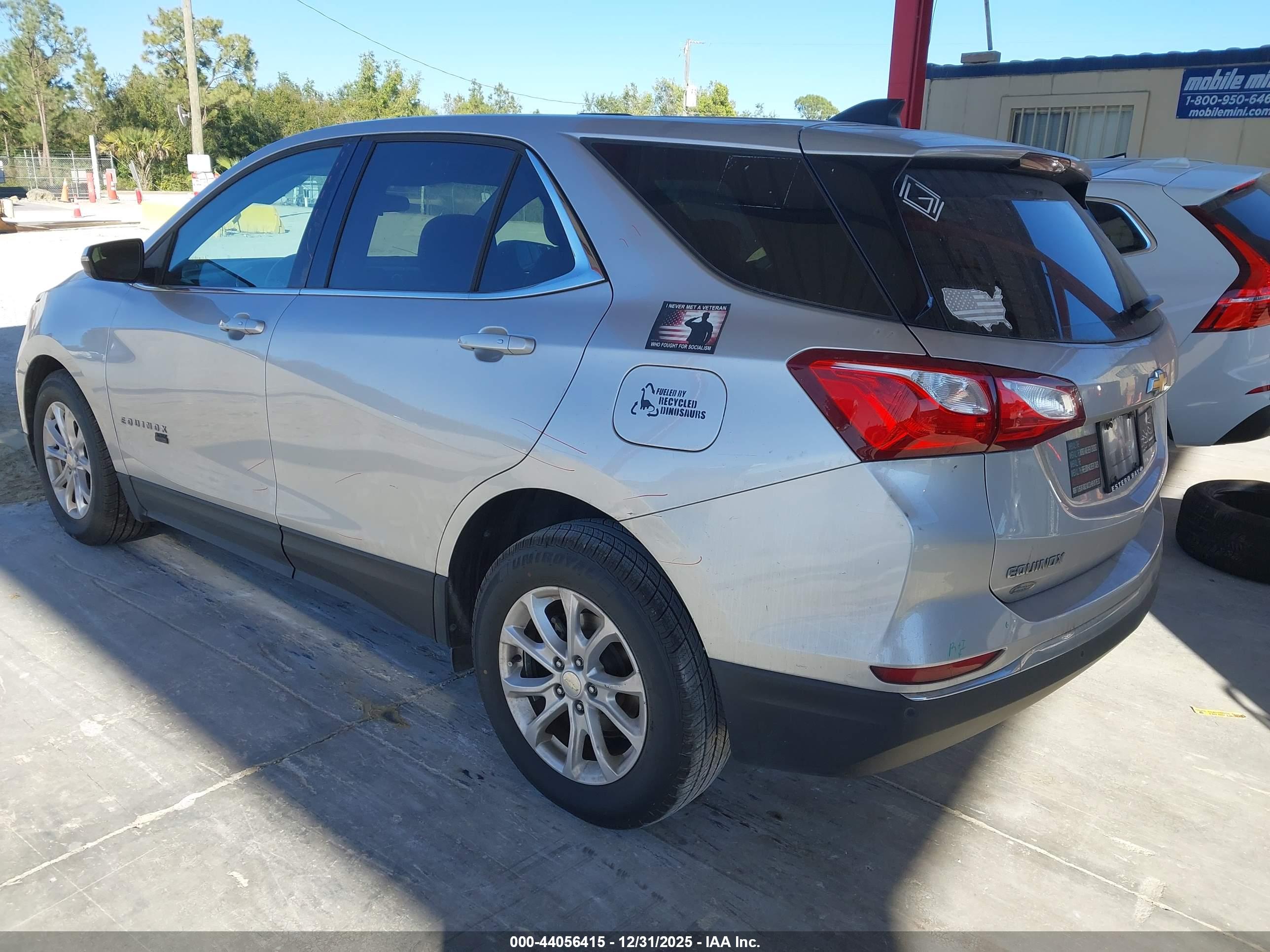 CHEVROLET EQUINOX image 3