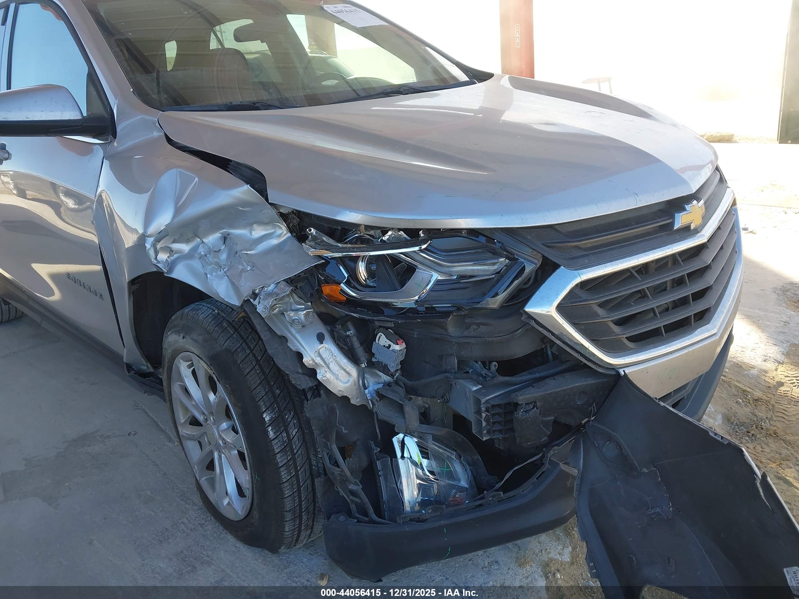 CHEVROLET EQUINOX image 6