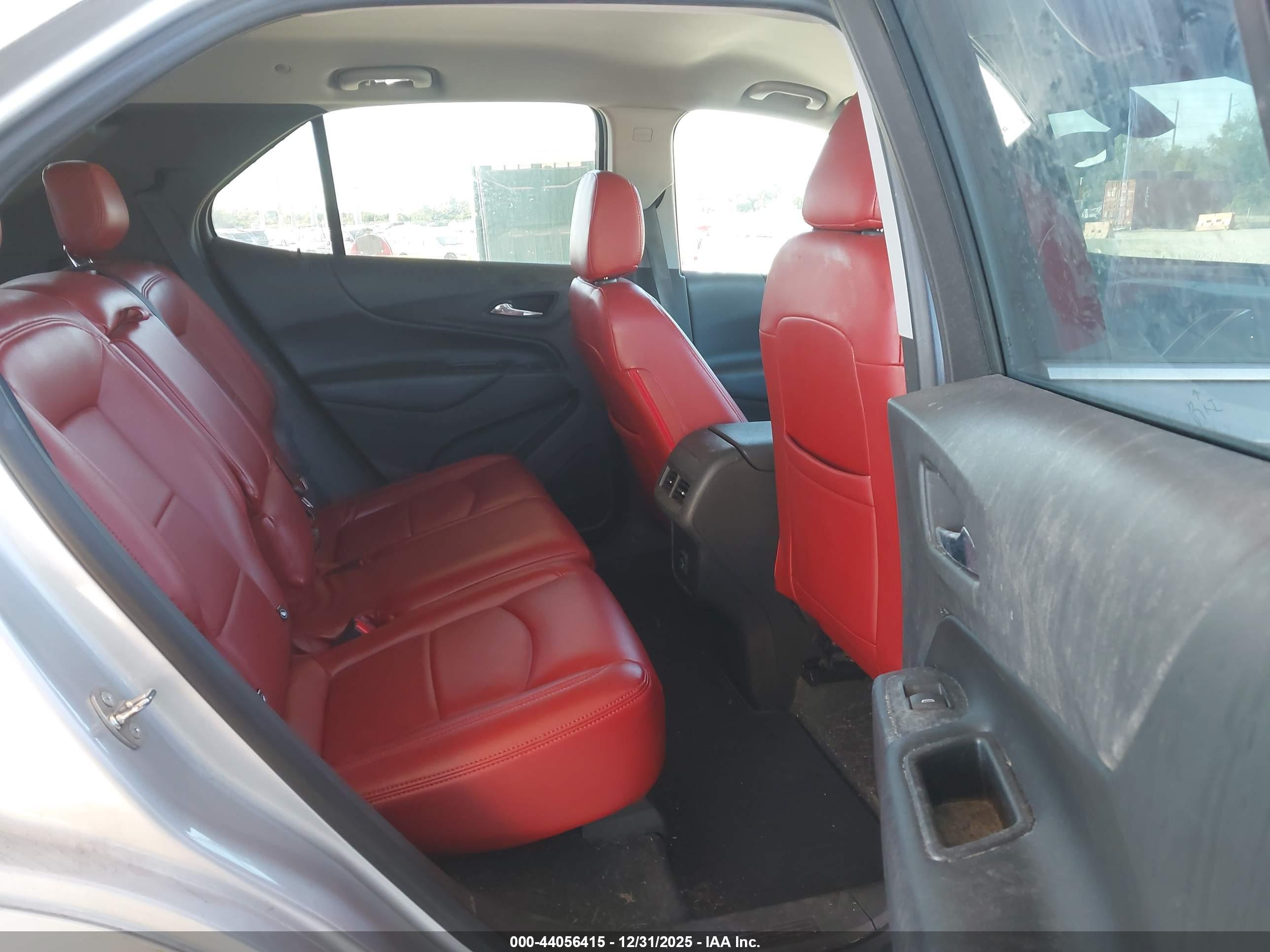 CHEVROLET EQUINOX image 8