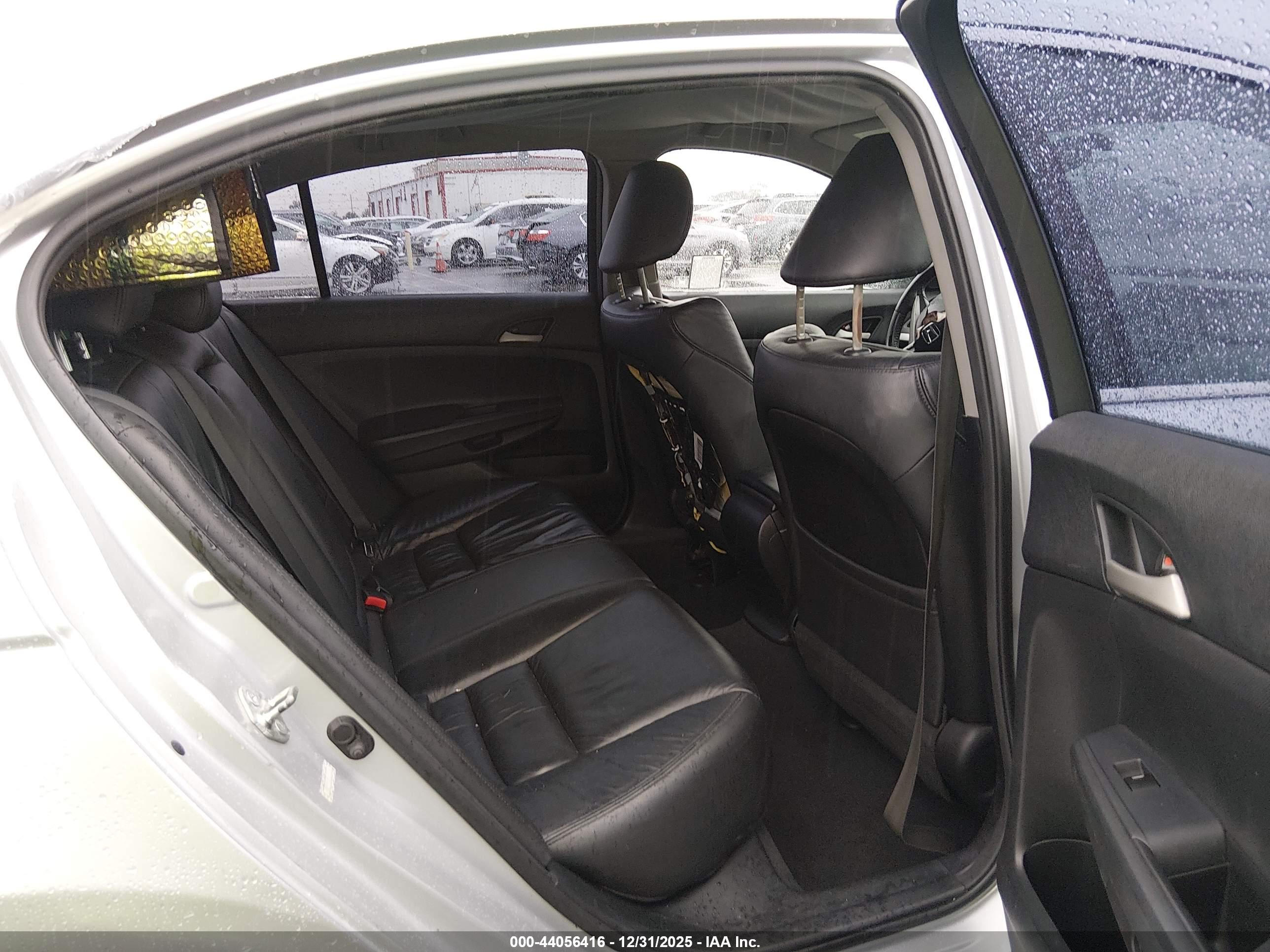 HONDA ACCORD image 8