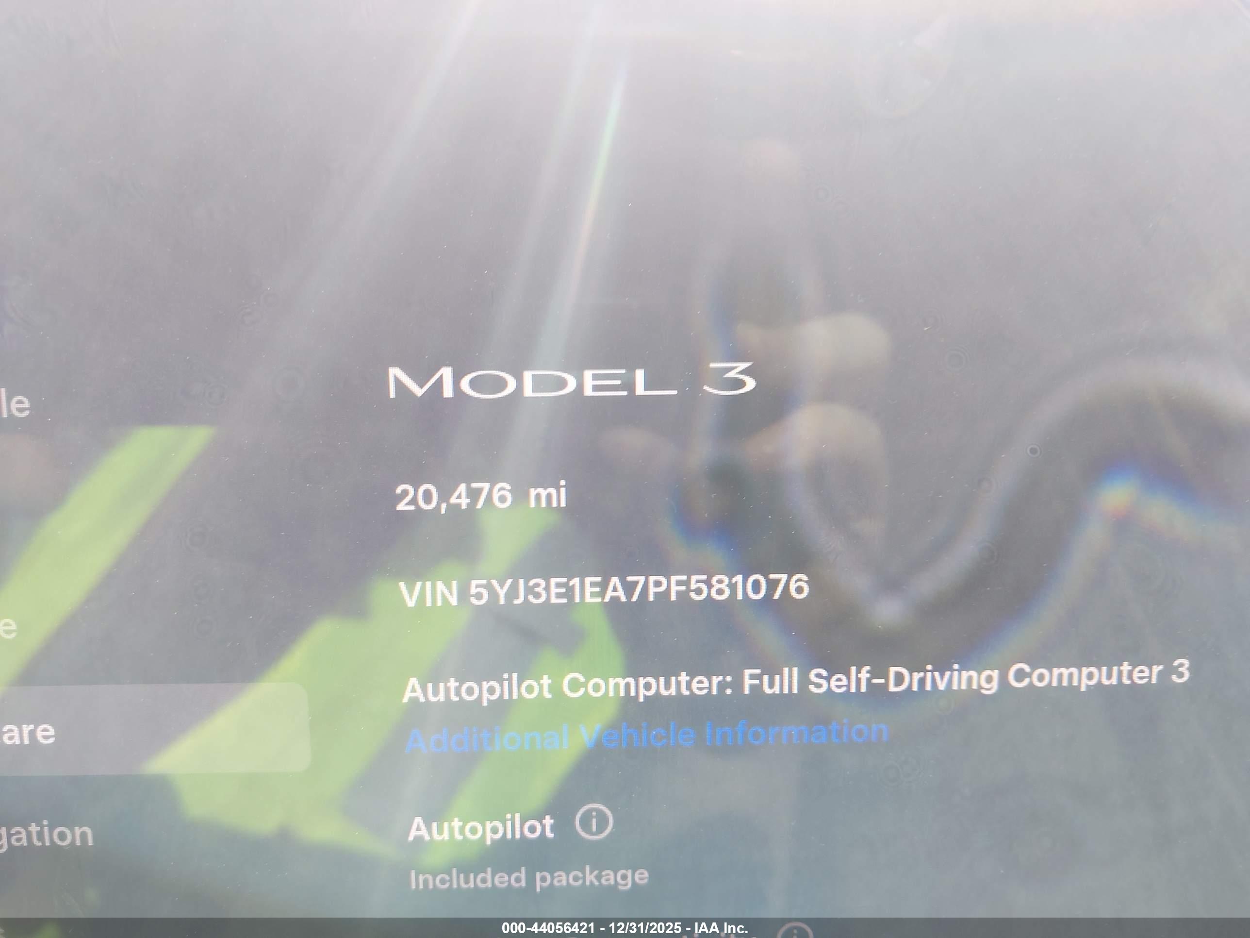 TESLA MODEL image 7
