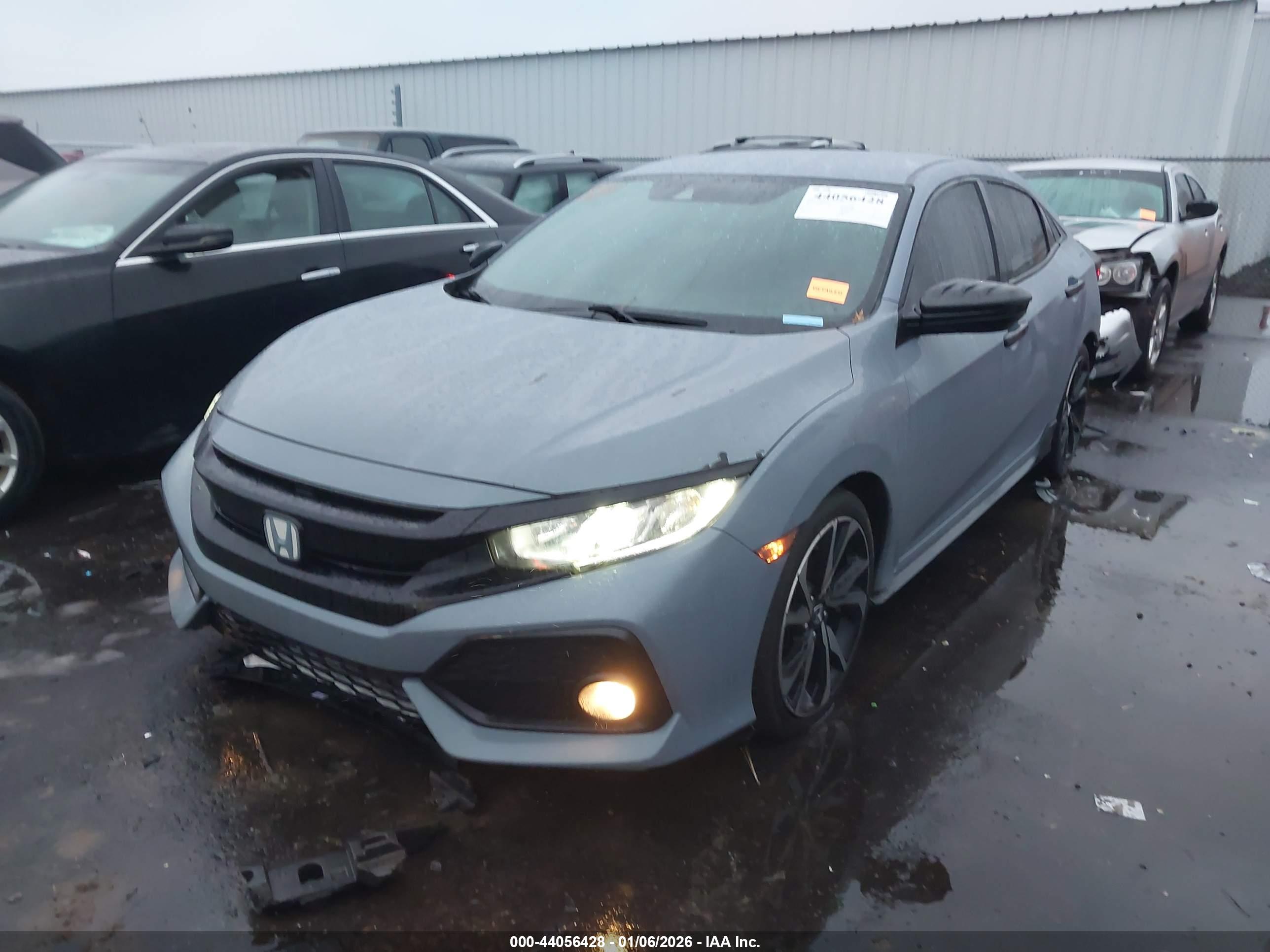 HONDA CIVIC image 2