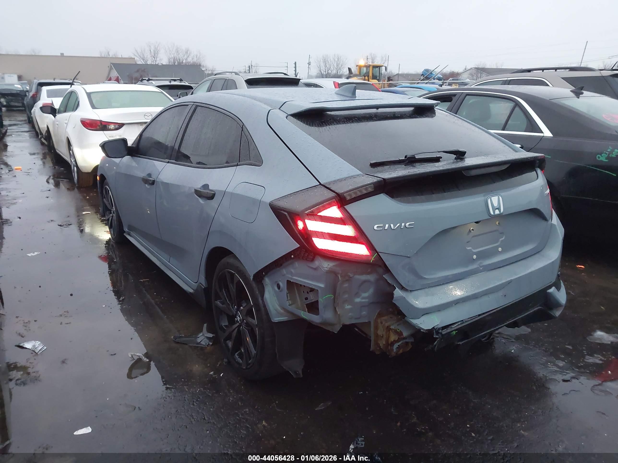 HONDA CIVIC image 3
