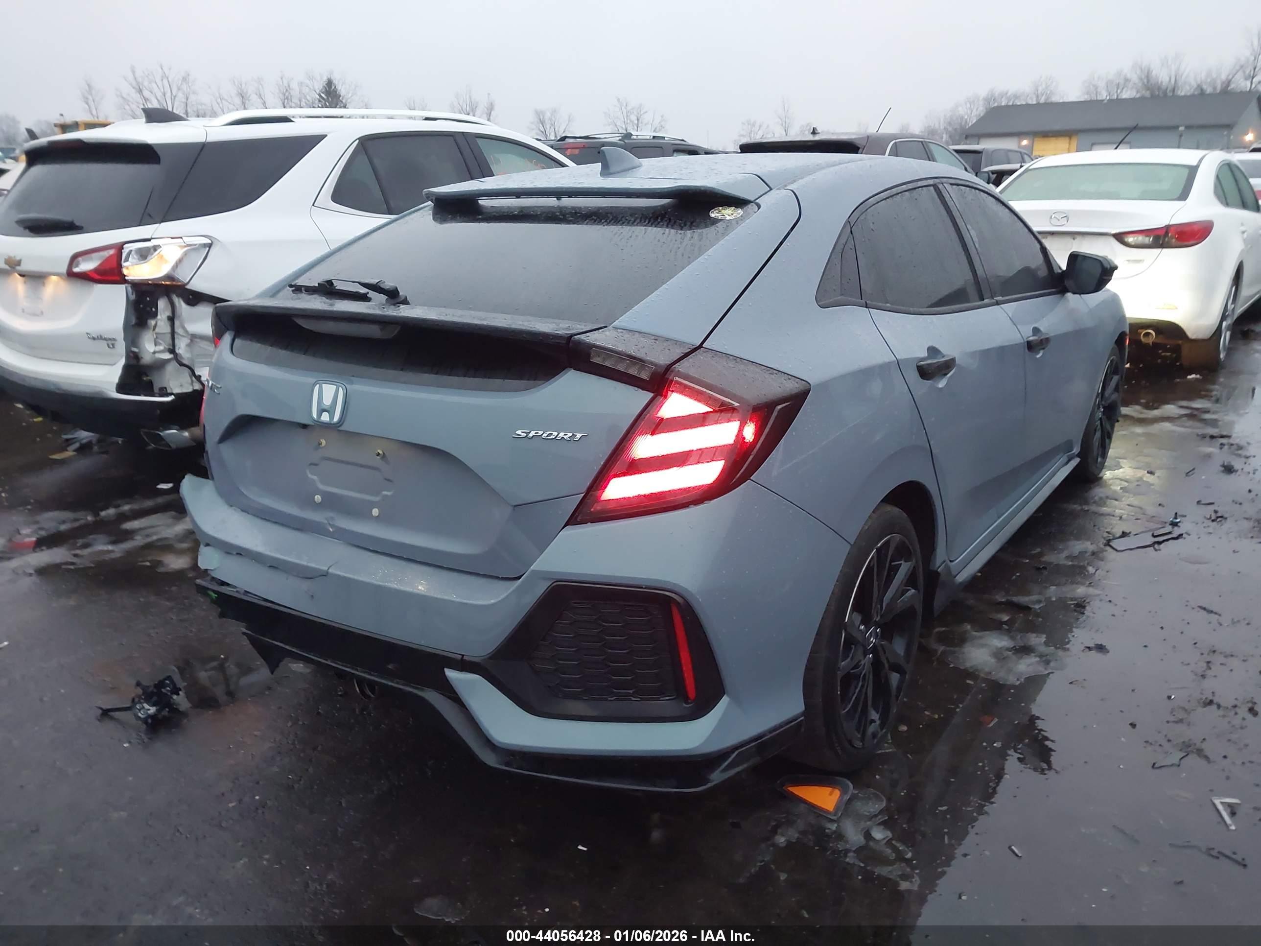 HONDA CIVIC image 4