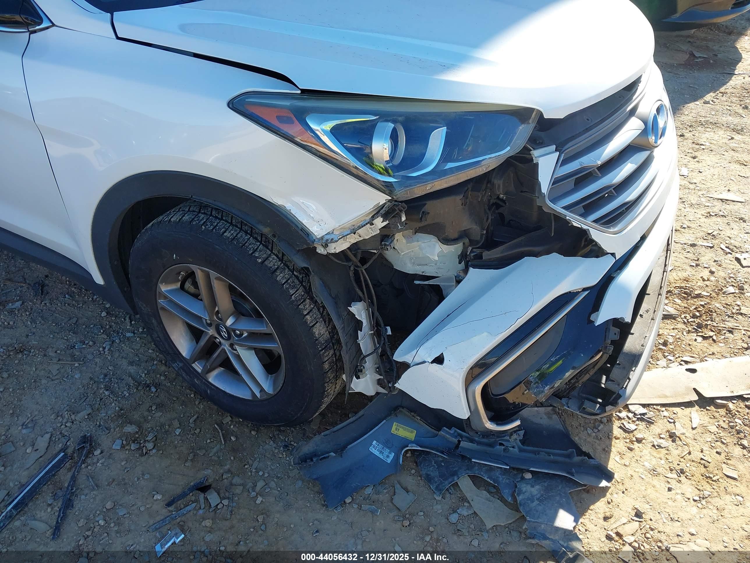 HYUNDAI SANTA image 6