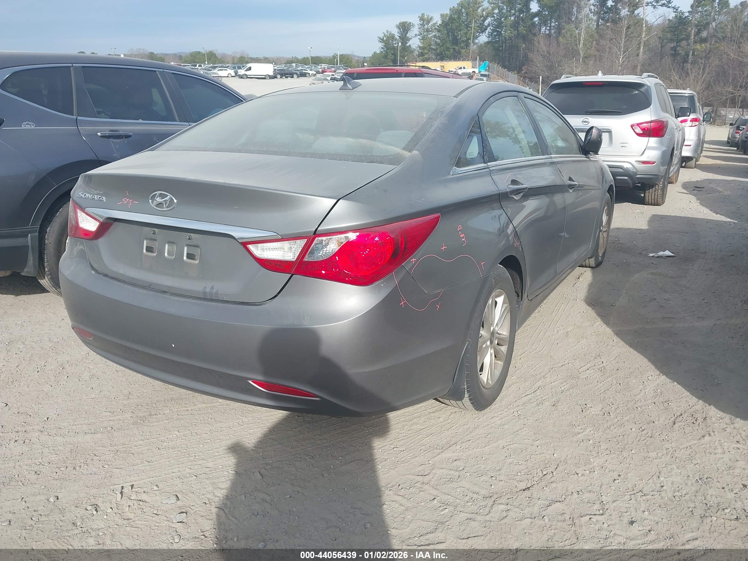 HYUNDAI SONATA image 4