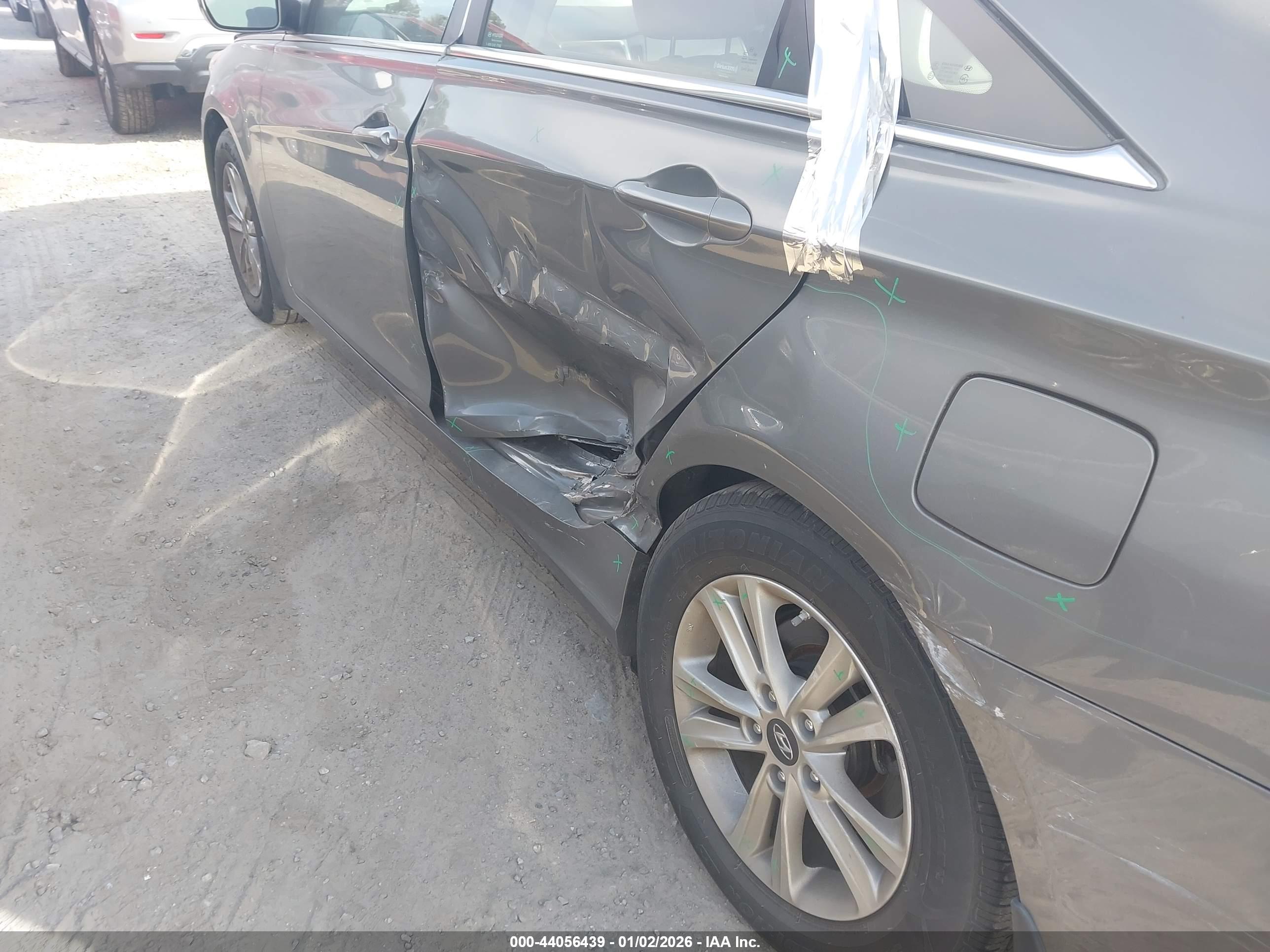 HYUNDAI SONATA image 6