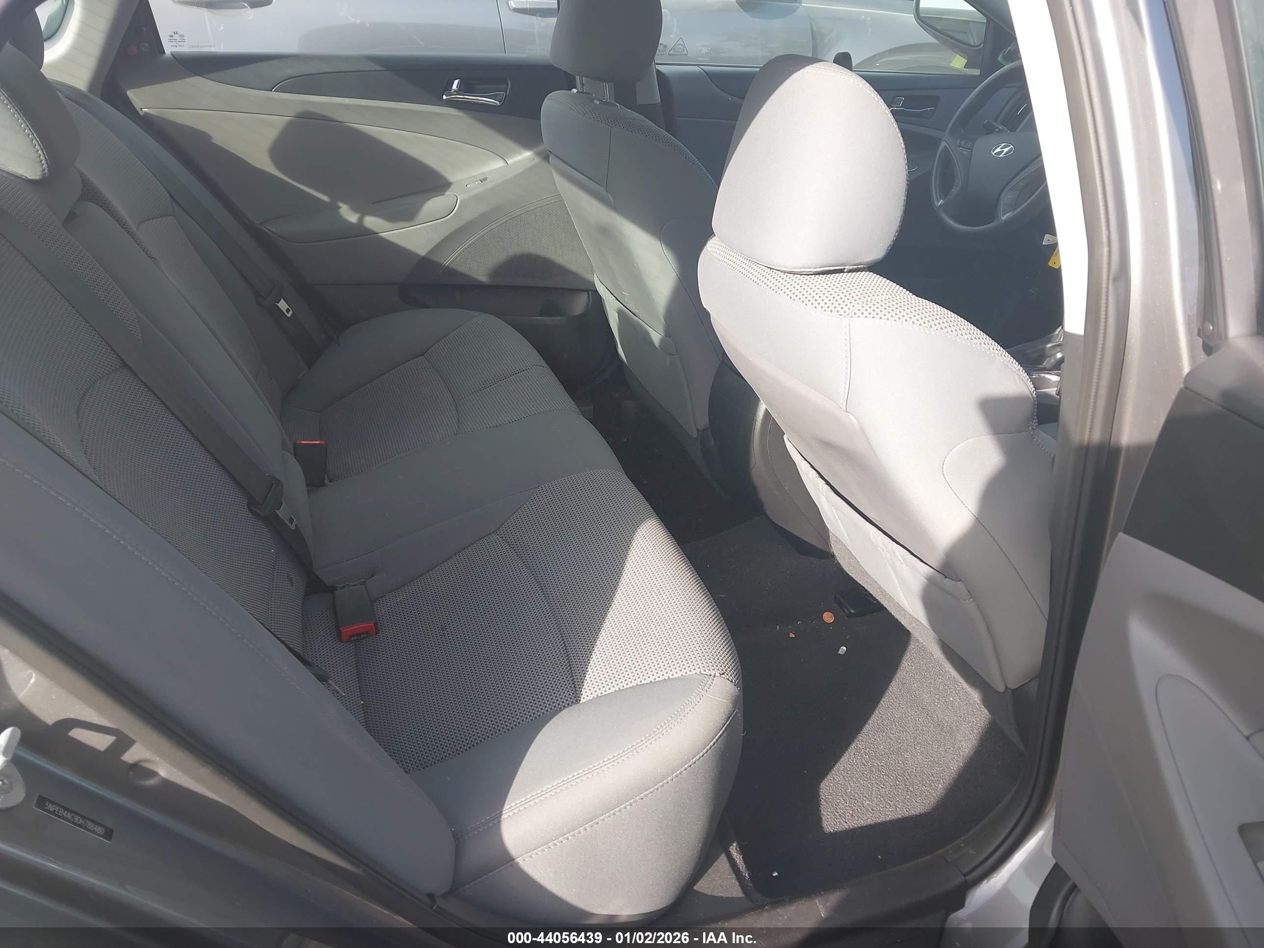 HYUNDAI SONATA image 8