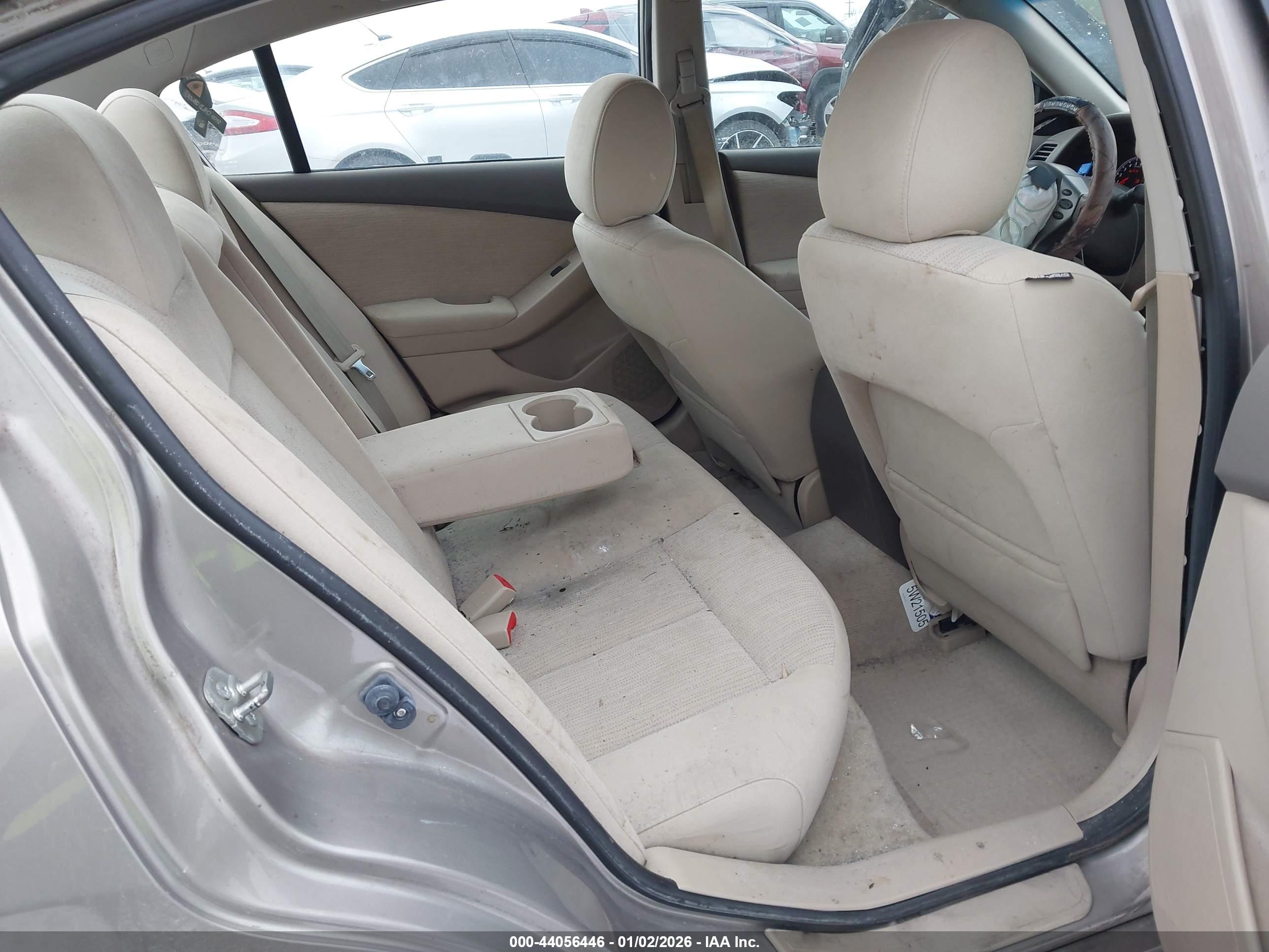 NISSAN ALTIMA image 8