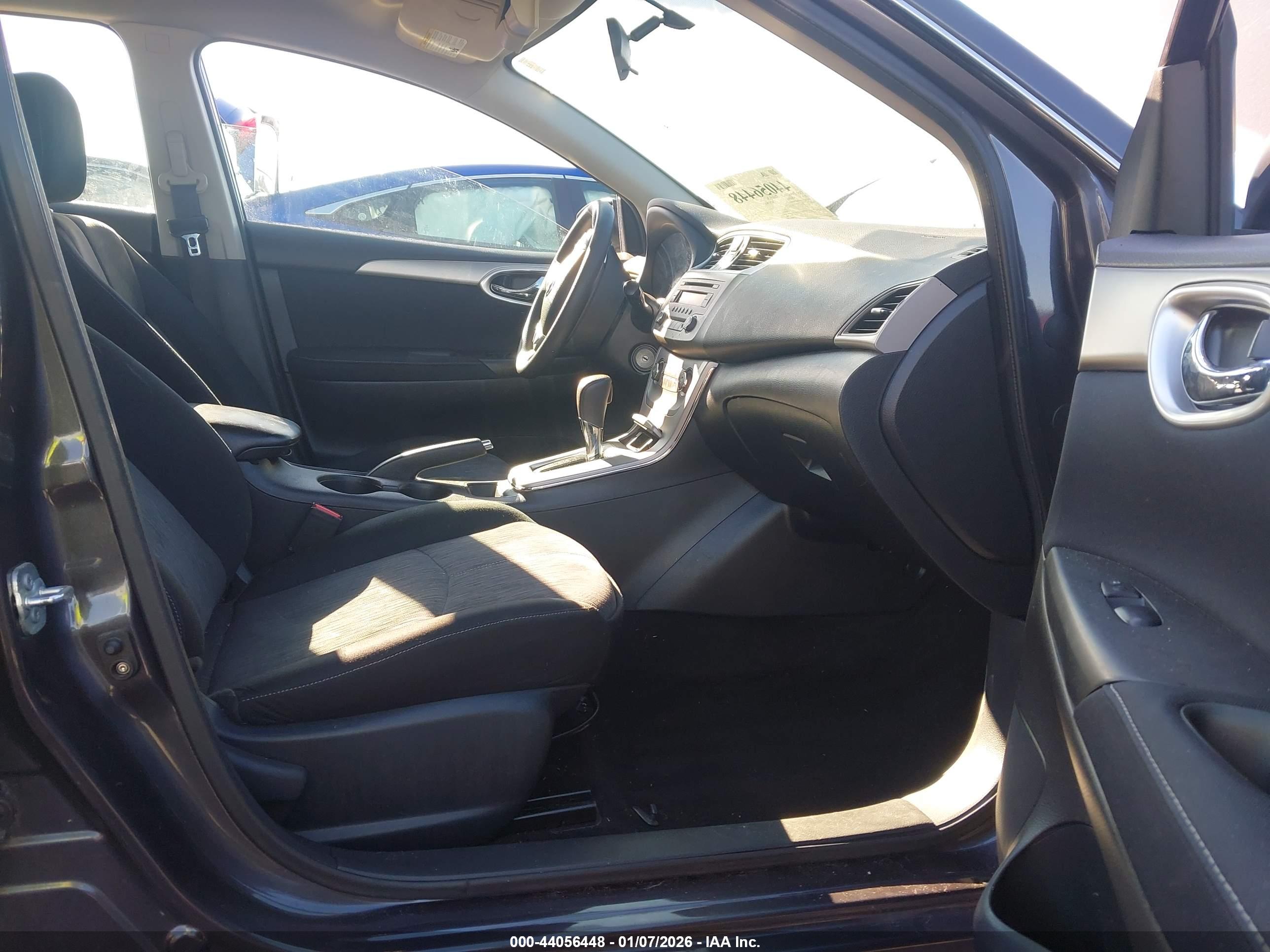 NISSAN SENTRA image 5
