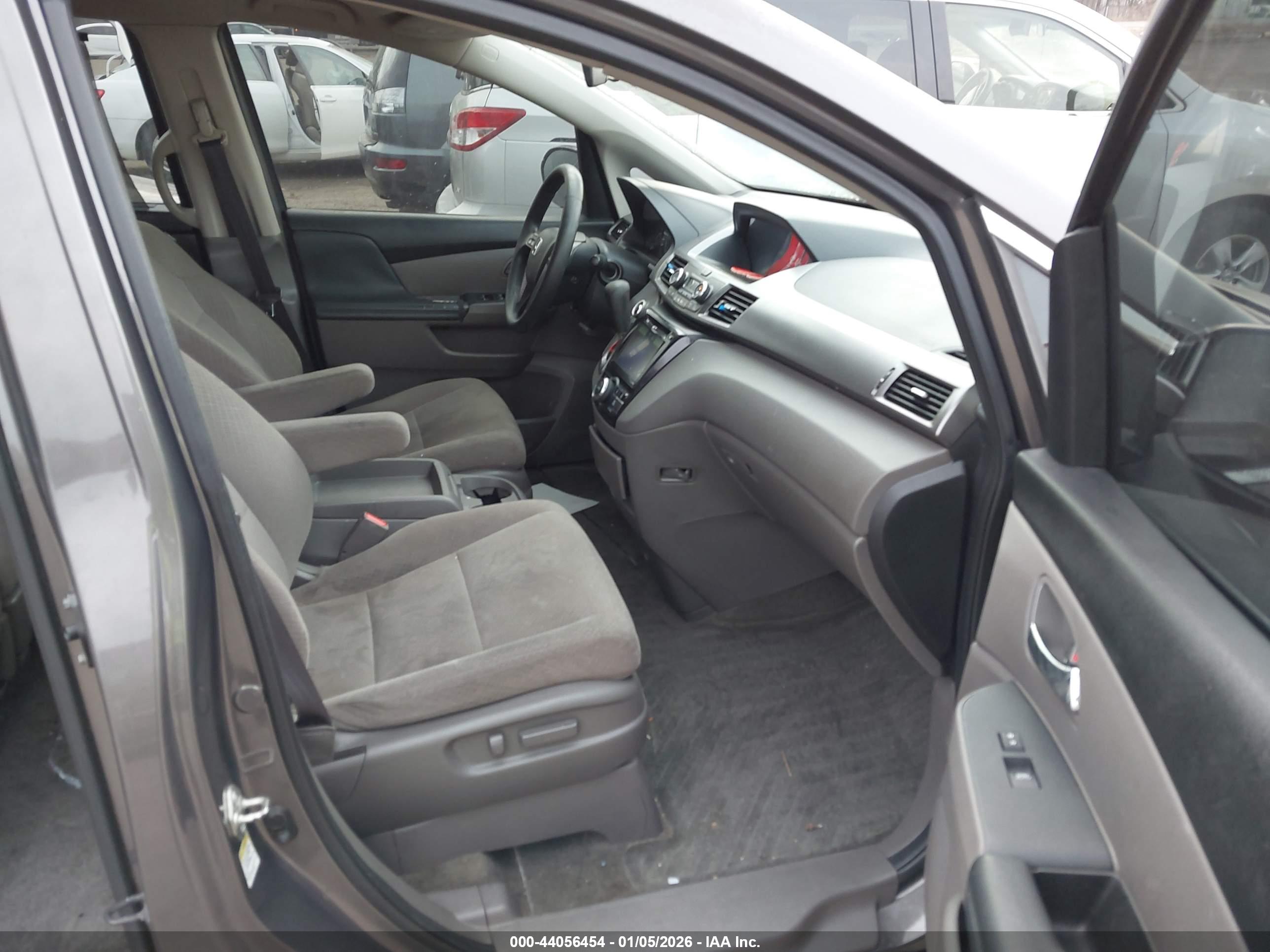HONDA ODYSSEY image 5