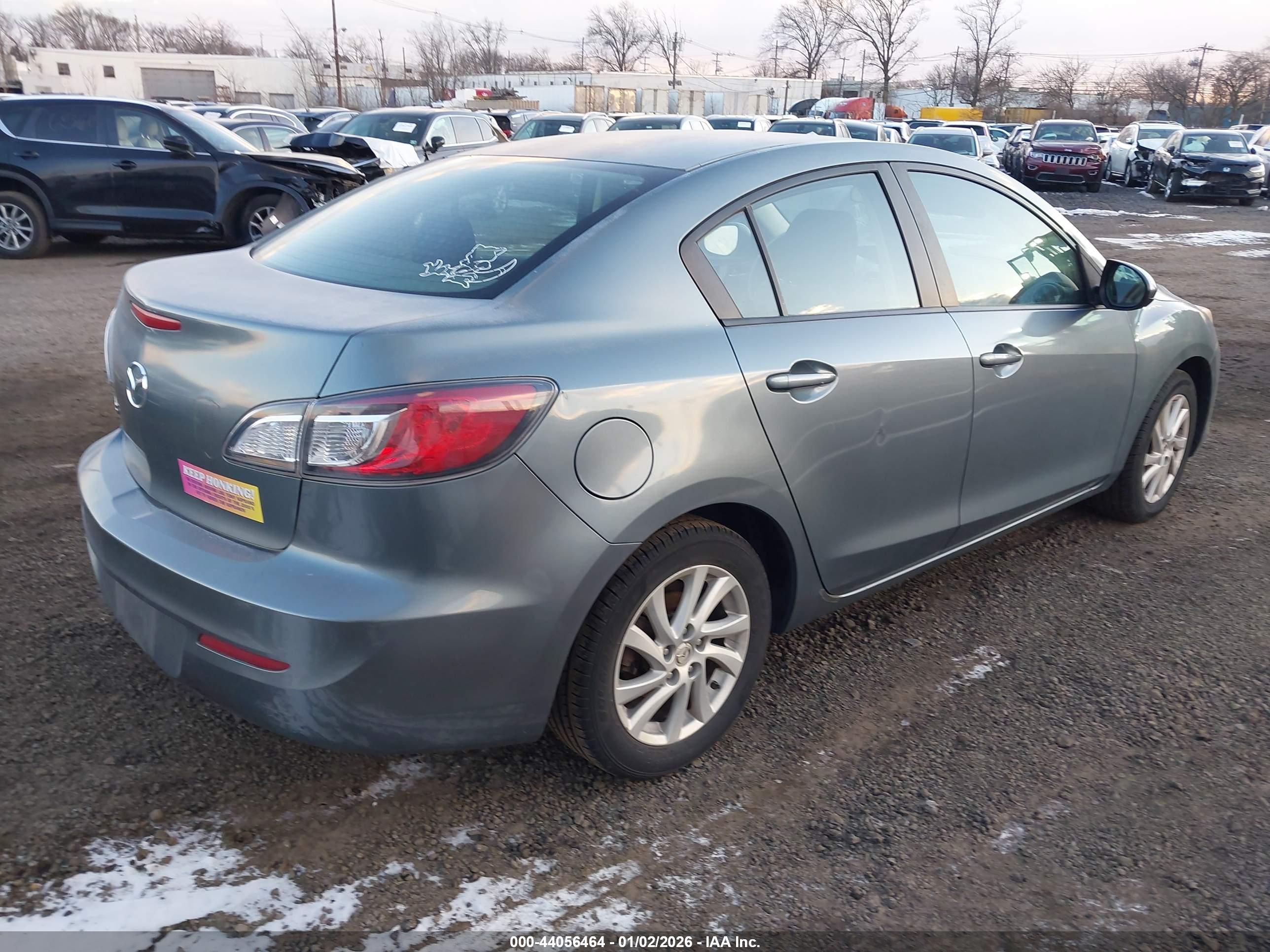 MAZDA MAZDA3 image 4