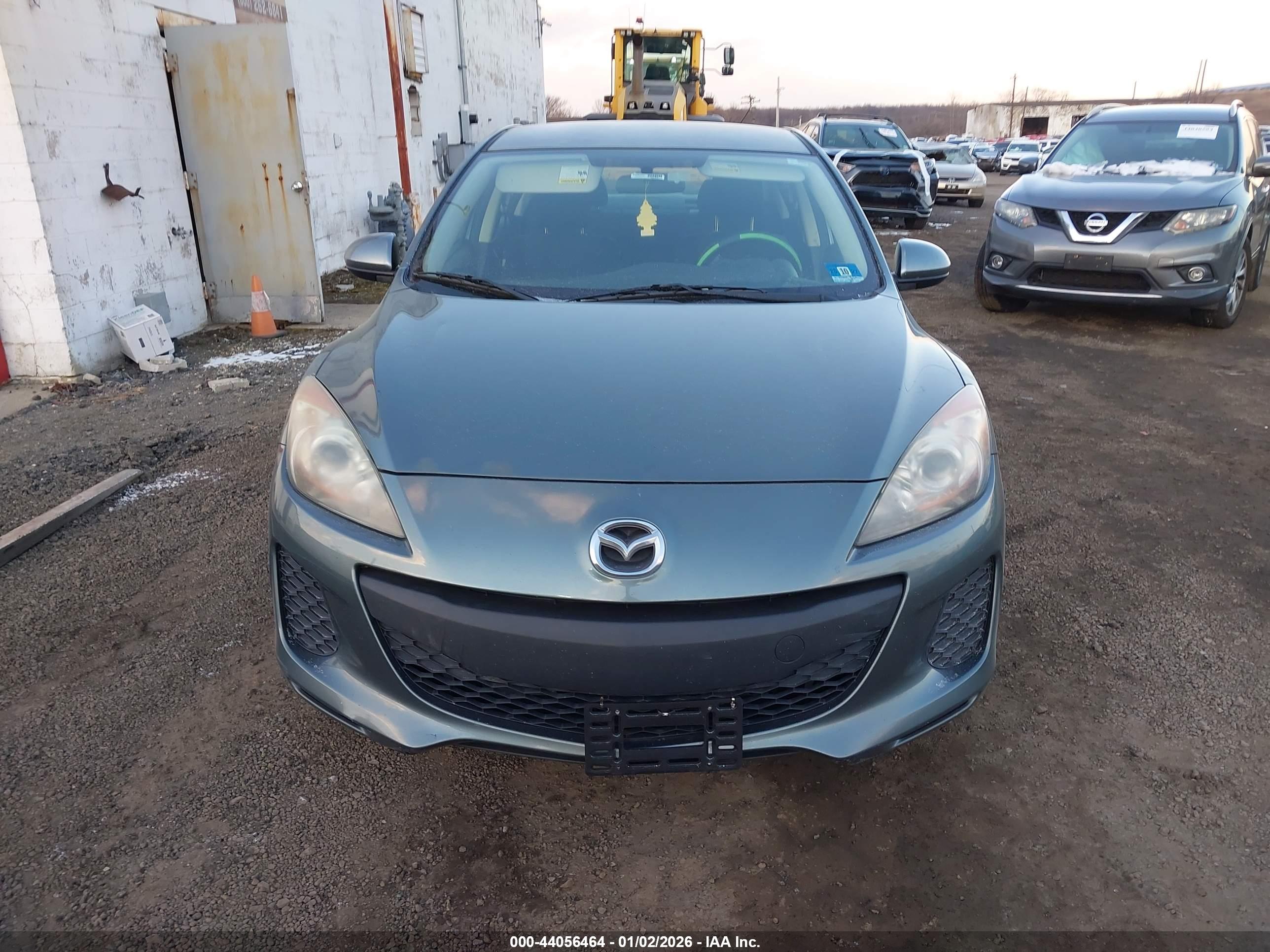 MAZDA MAZDA3 image 6