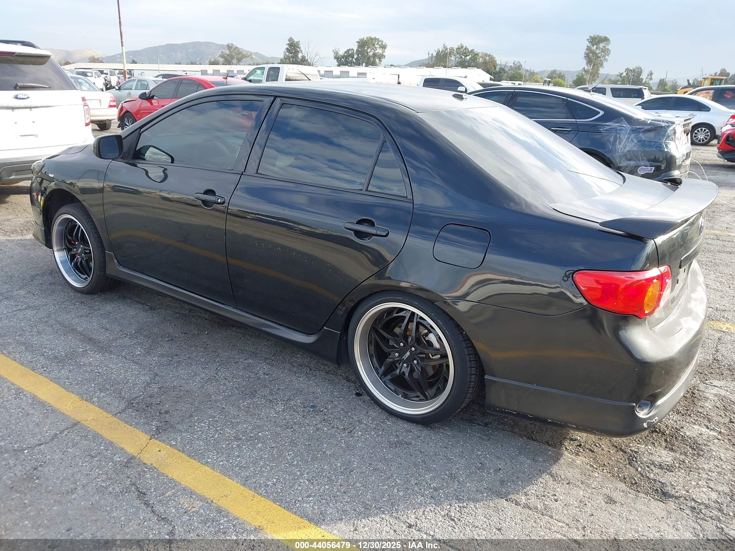 TOYOTA COROLLA image 3
