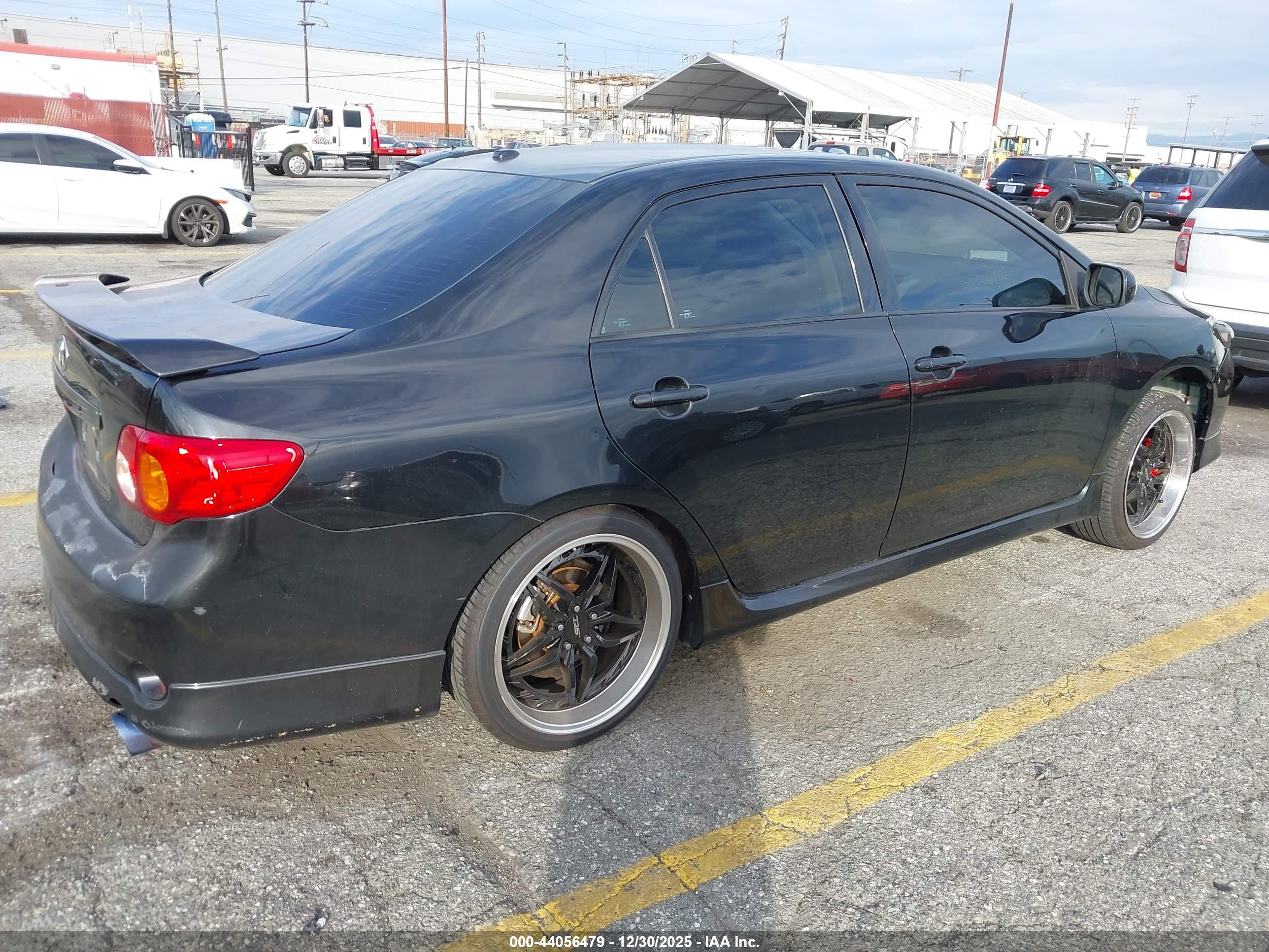 TOYOTA COROLLA image 4