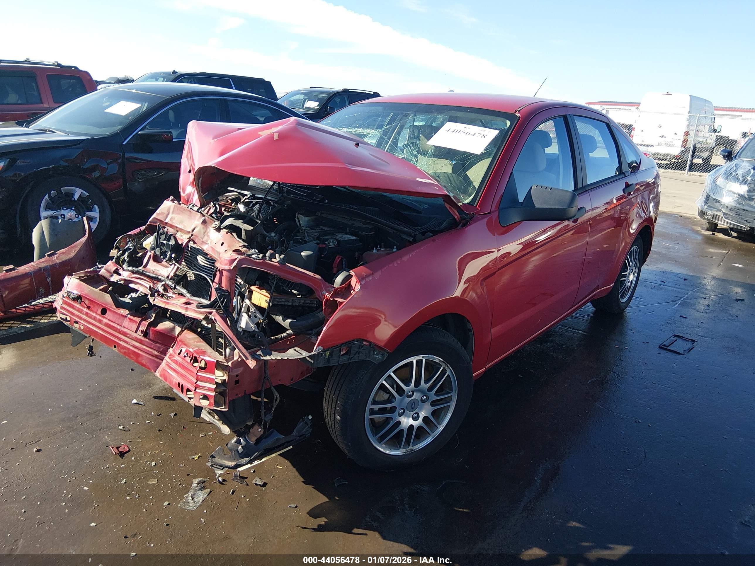 FORD FOCUS image 2