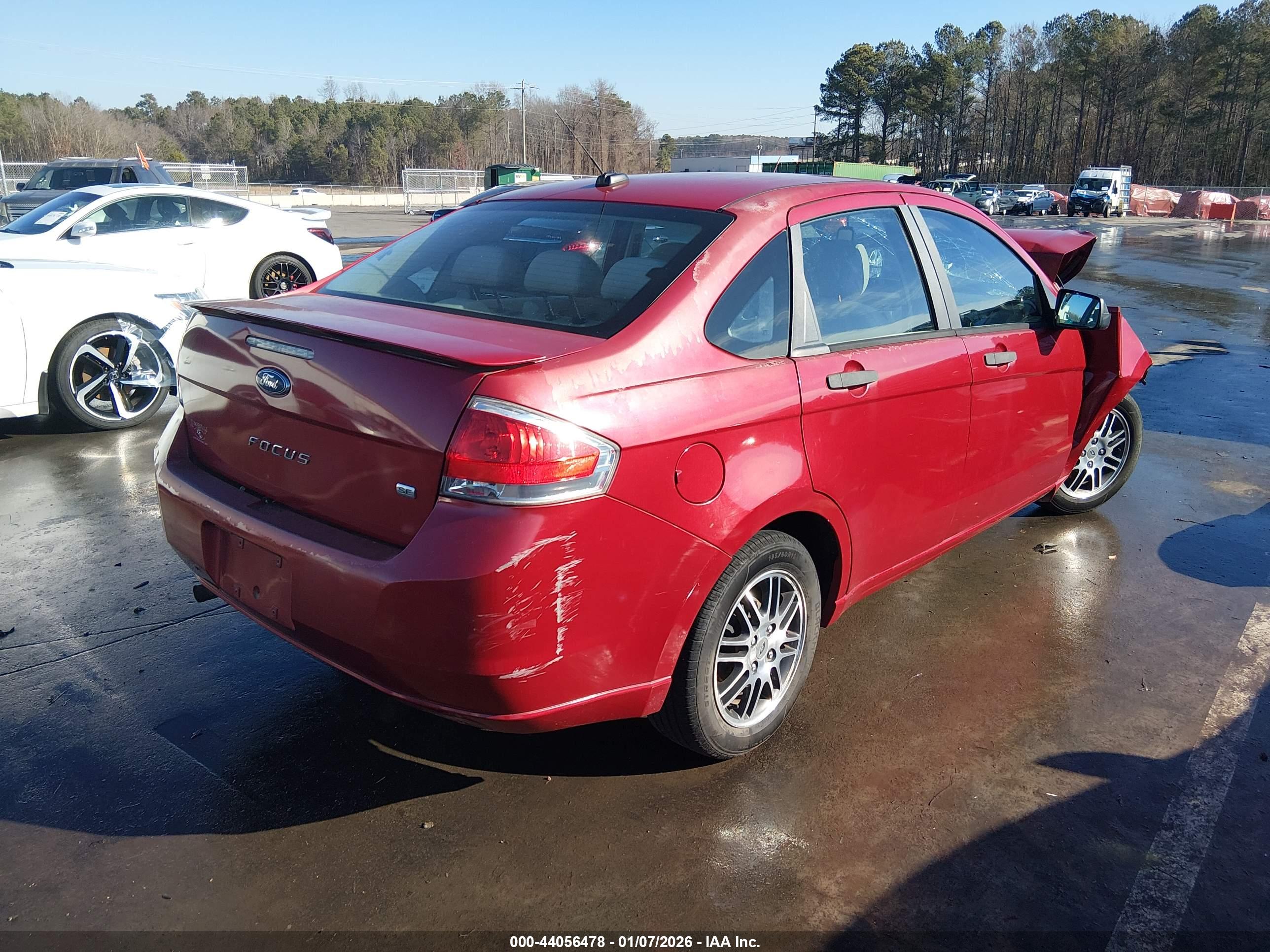 FORD FOCUS image 4