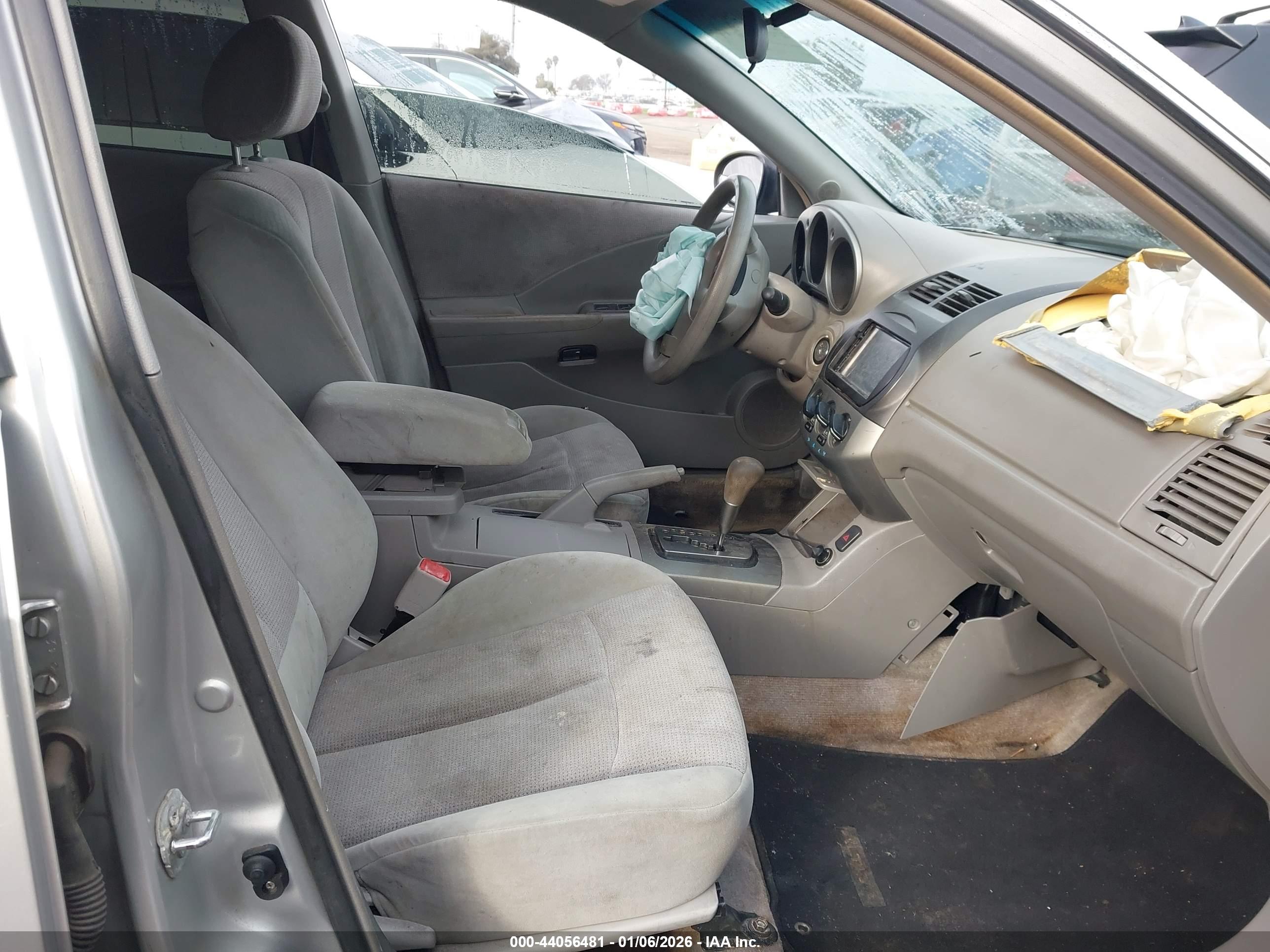NISSAN ALTIMA image 5
