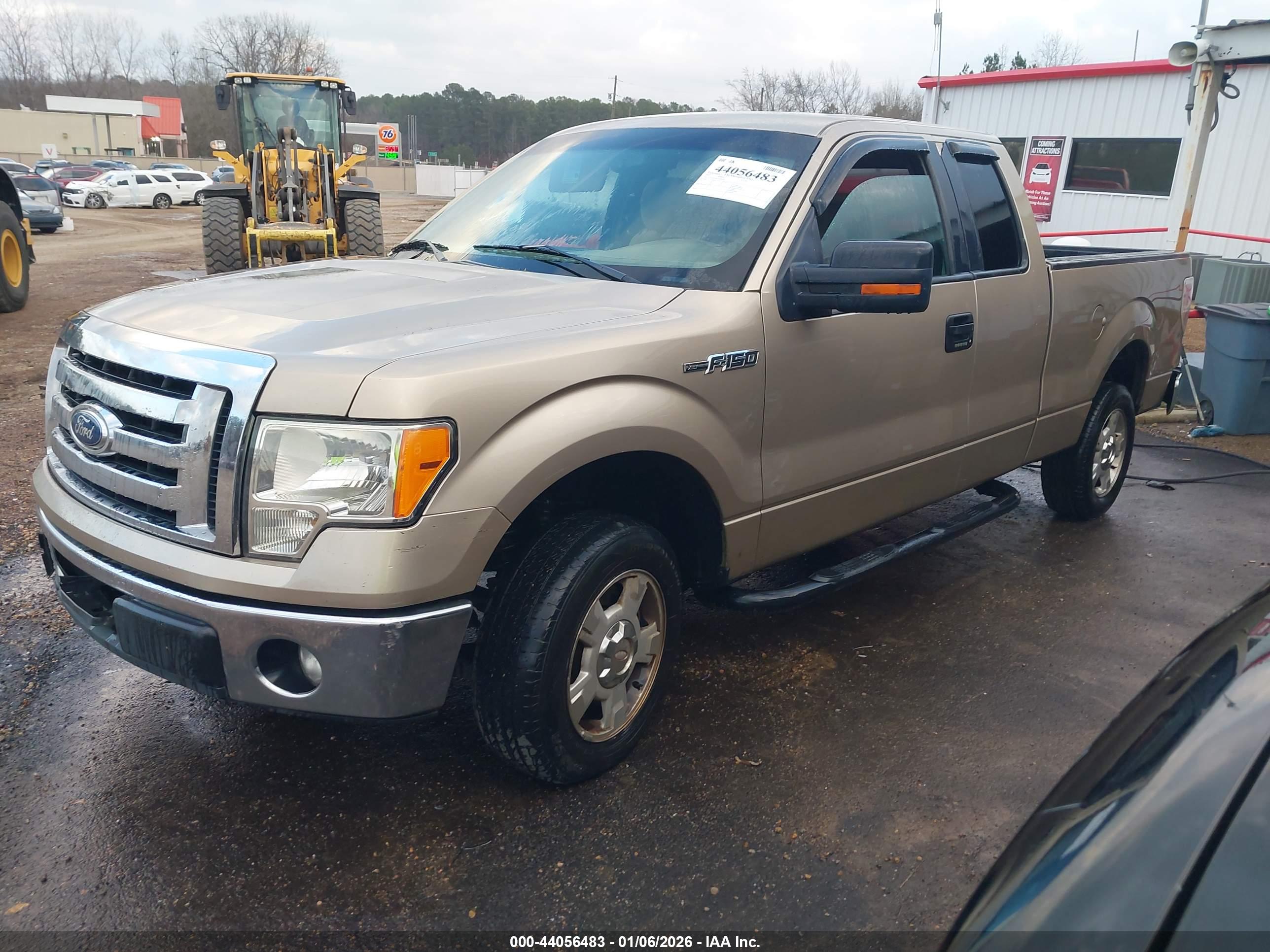 FORD F-150 image 2