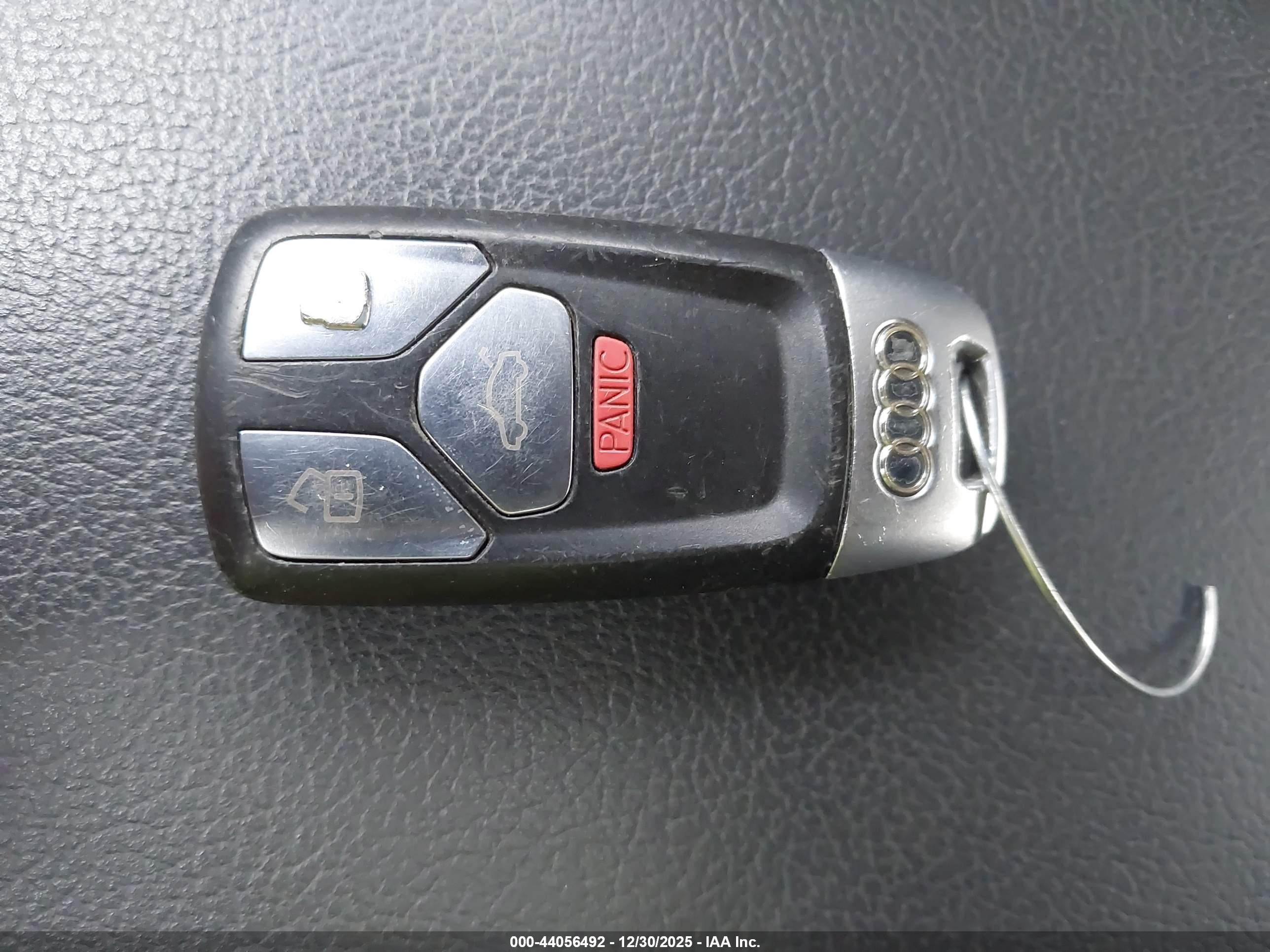 AUDI A4 image 11