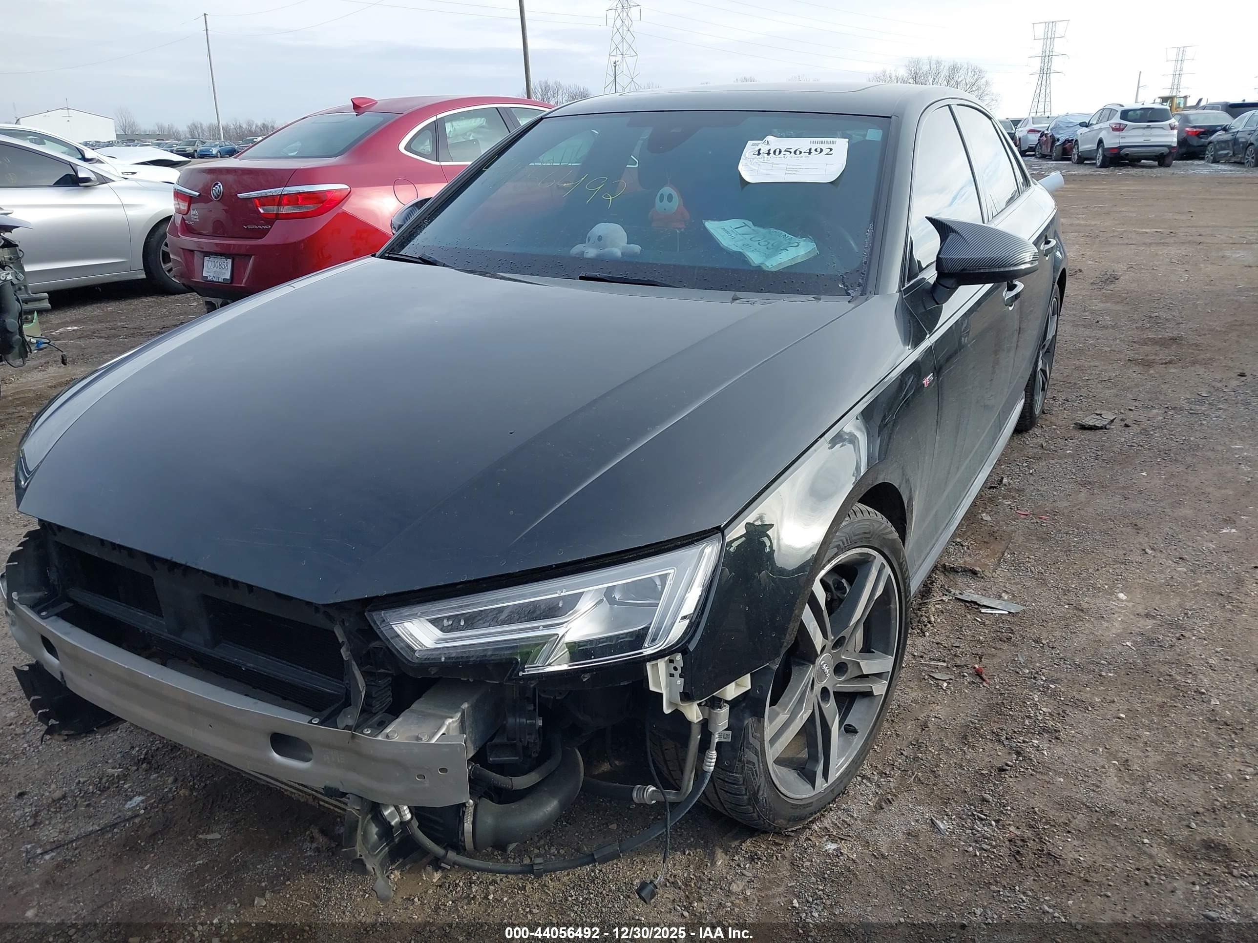 AUDI A4 image 2