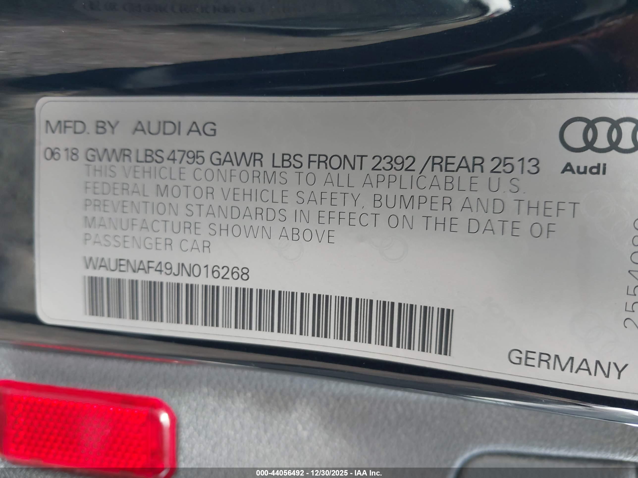 AUDI A4 image 9