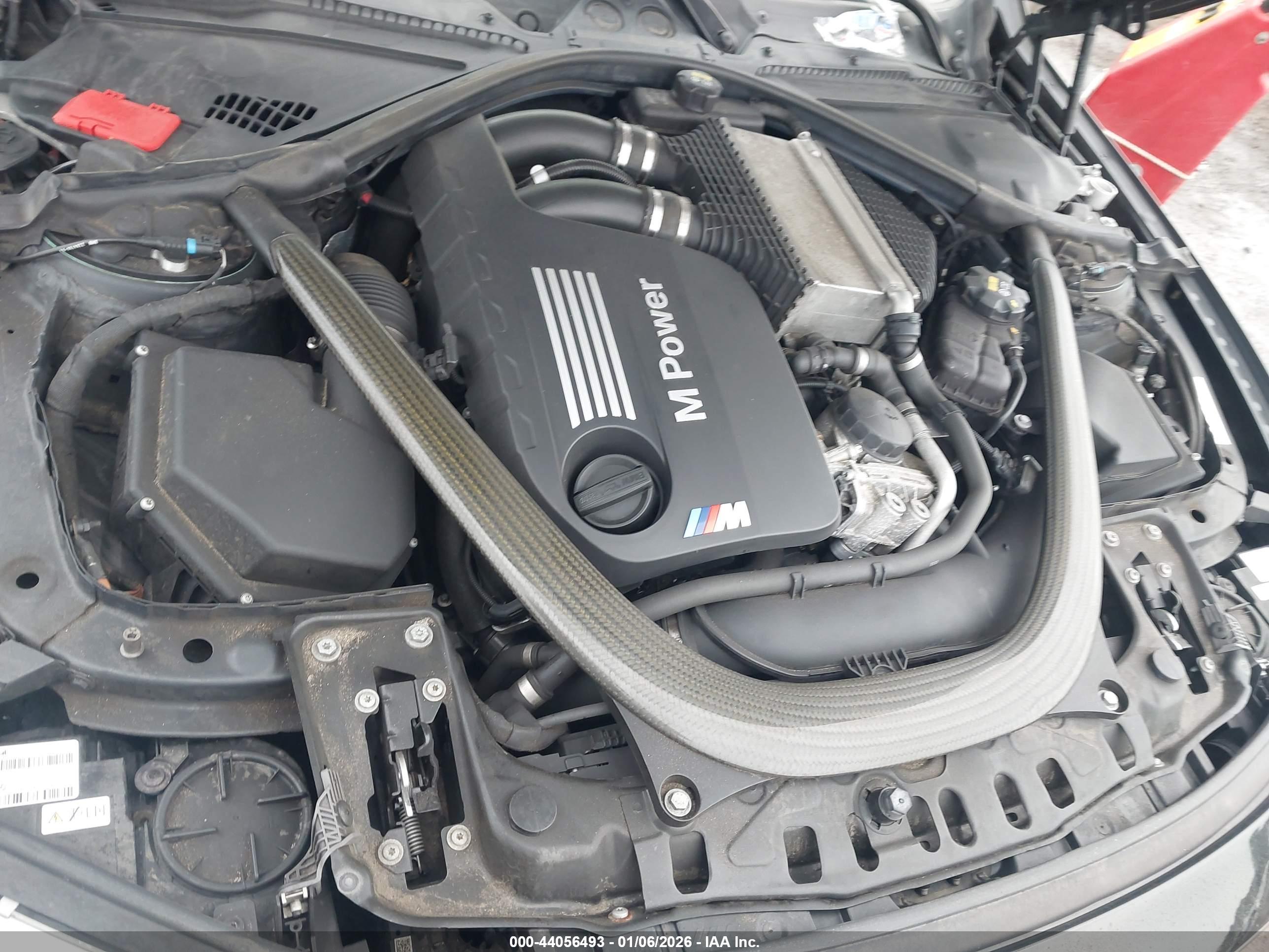 BMW M4 image 10