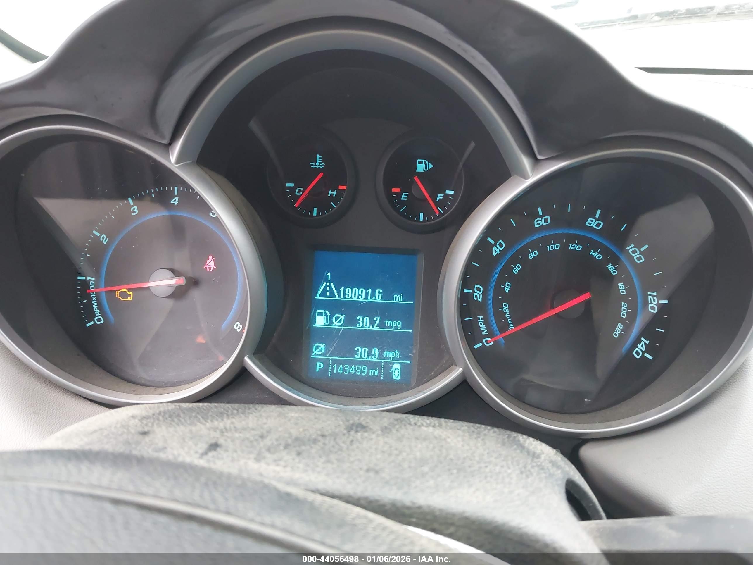 CHEVROLET CRUZE image 7