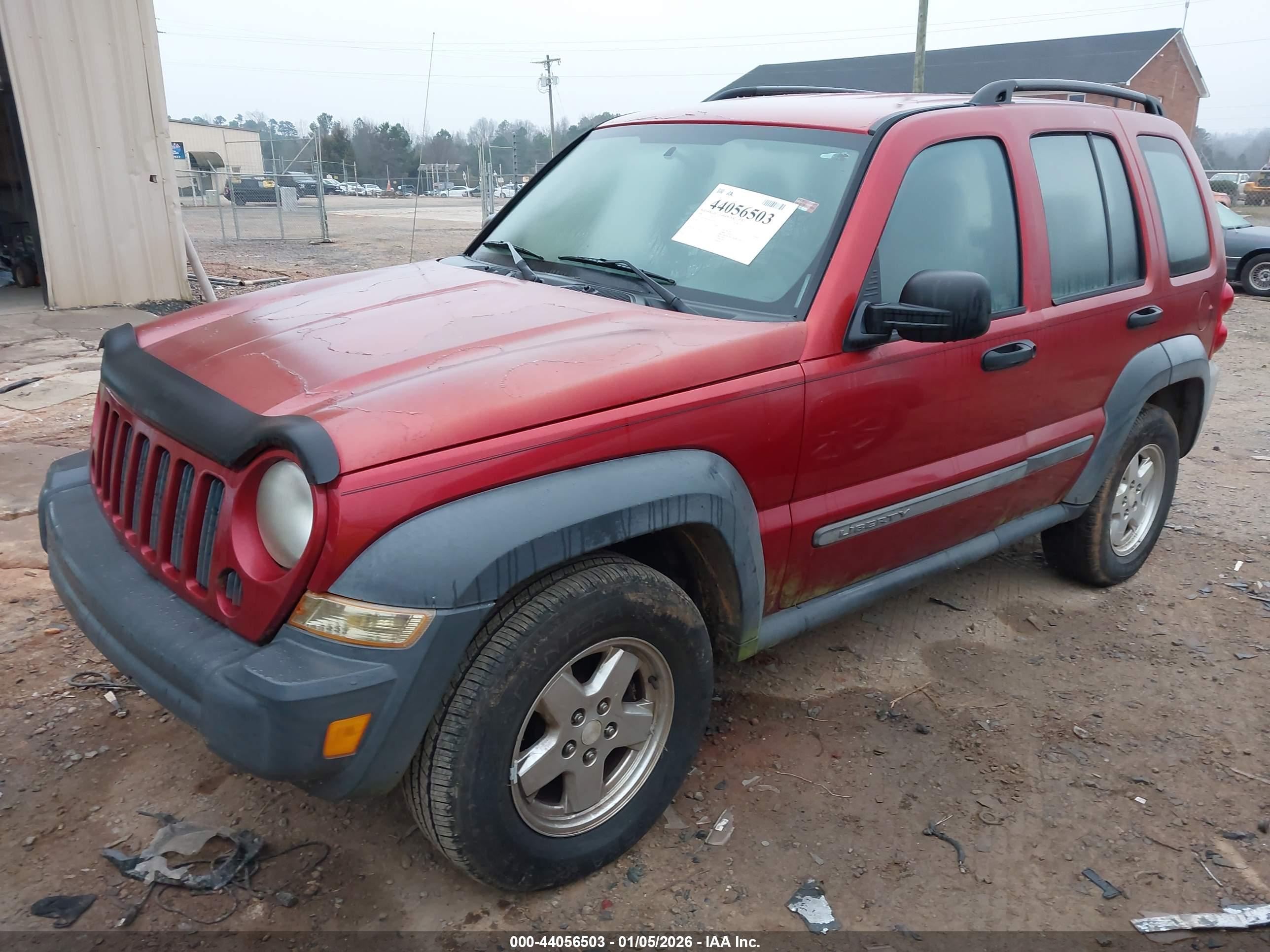 JEEP LIBERTY image 2