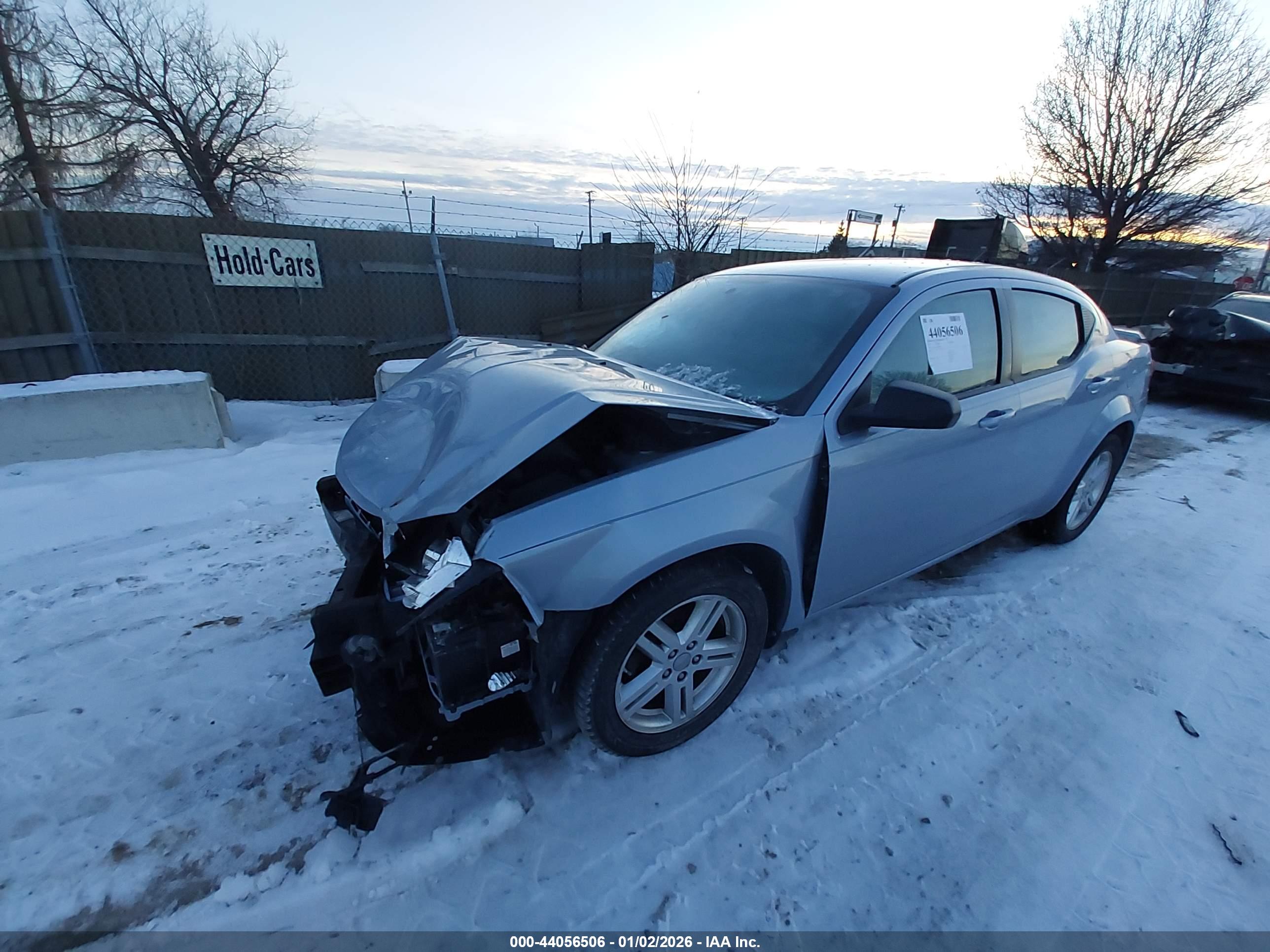 DODGE AVENGER image 2