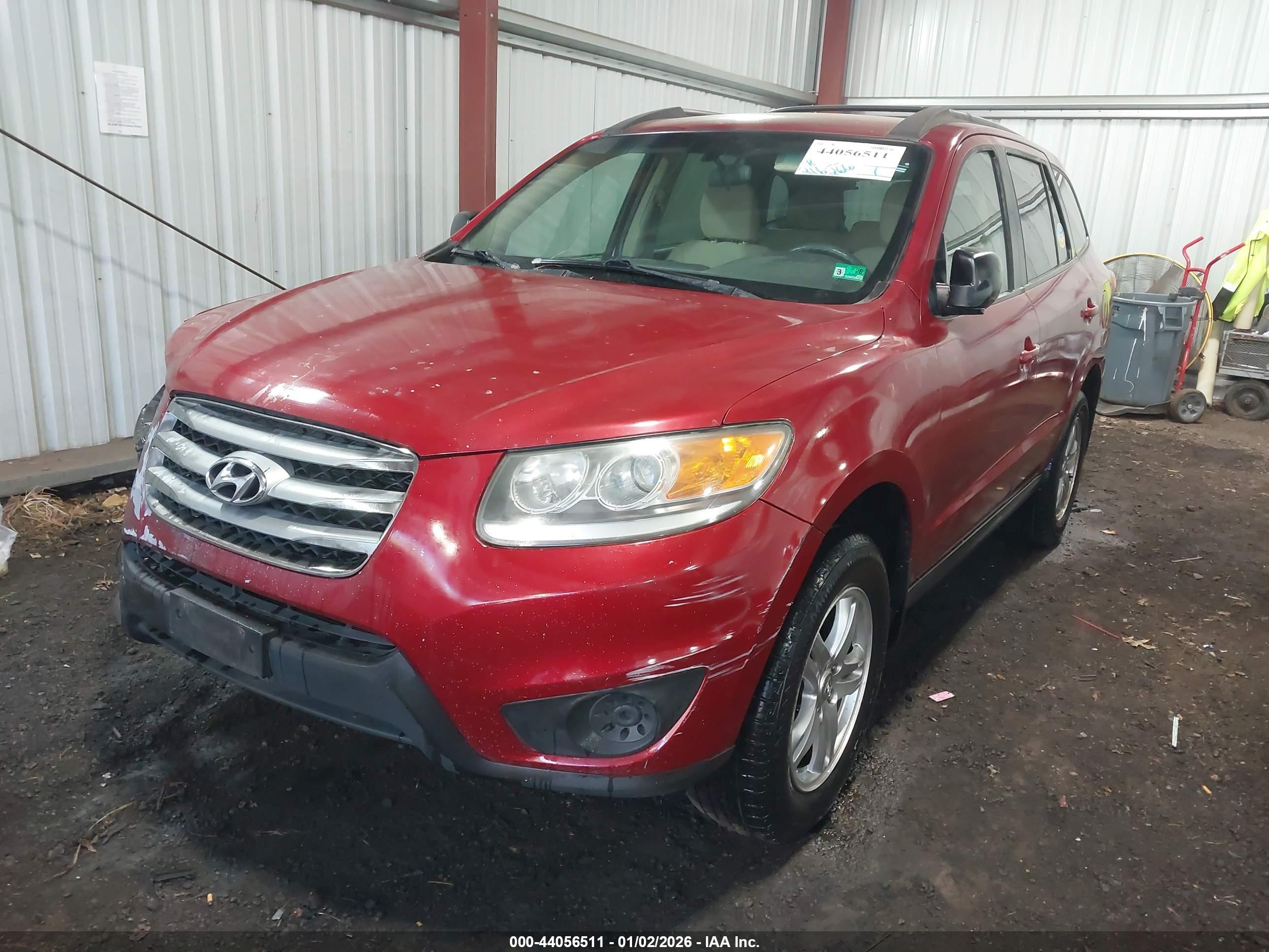 HYUNDAI SANTA image 2