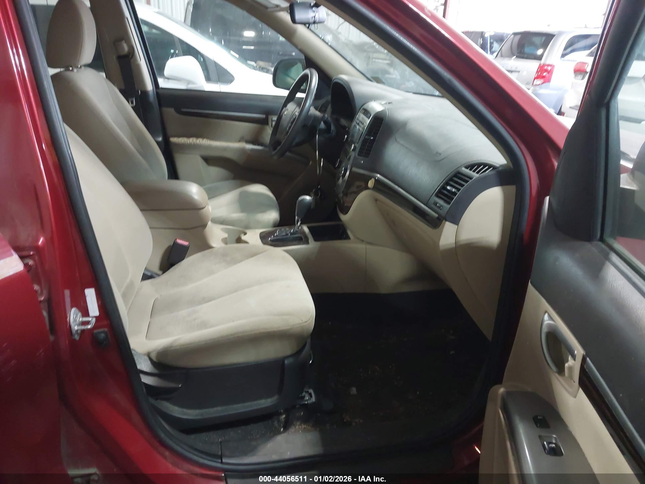 HYUNDAI SANTA image 5
