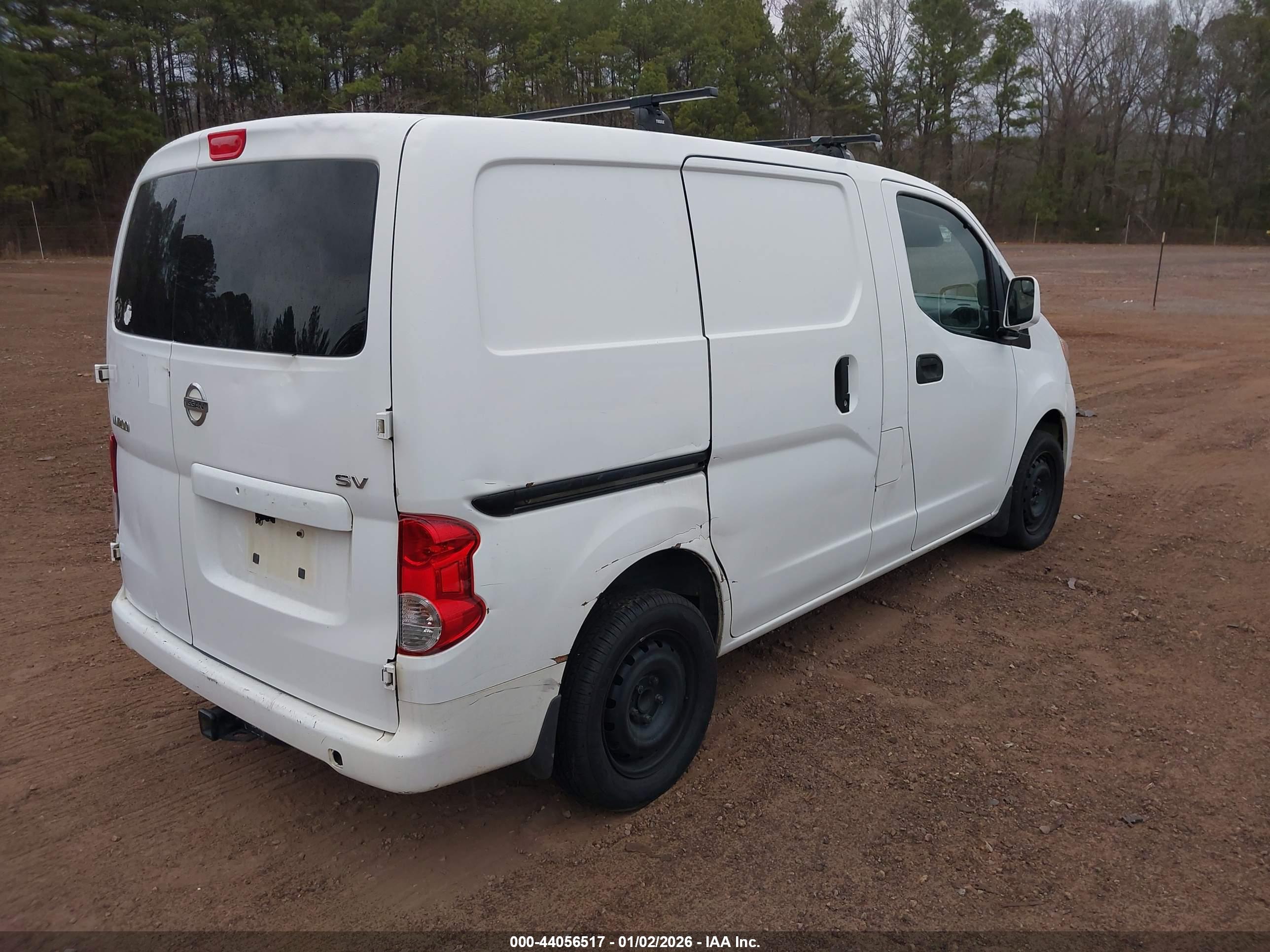 NISSAN NV200 image 4