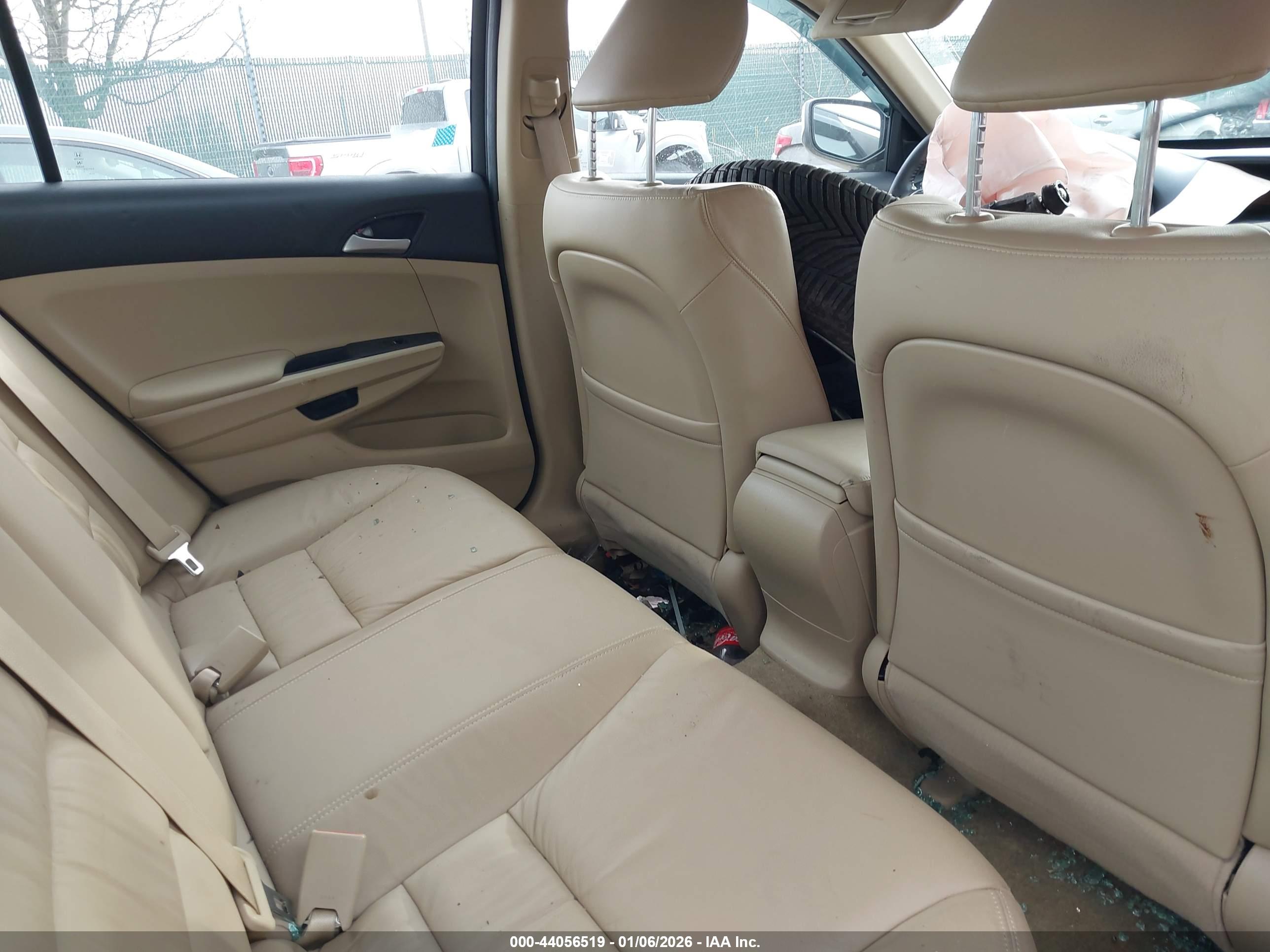 HONDA ACCORD image 8