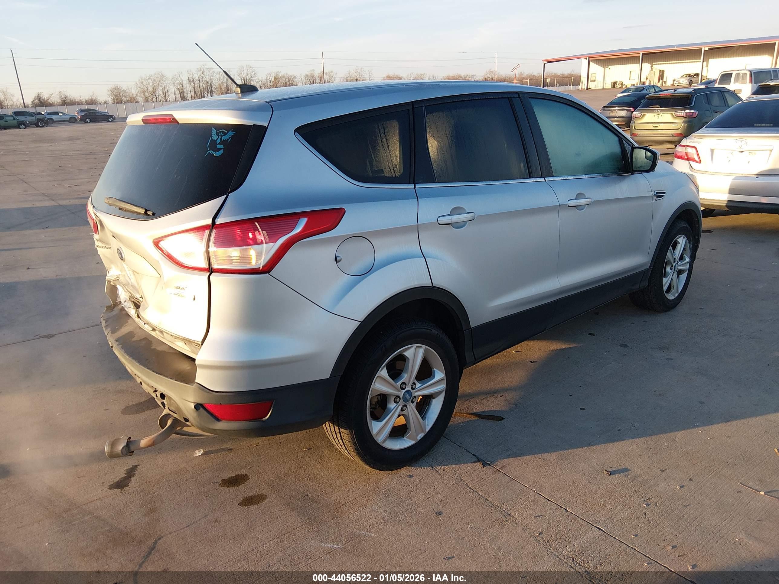 FORD ESCAPE image 4