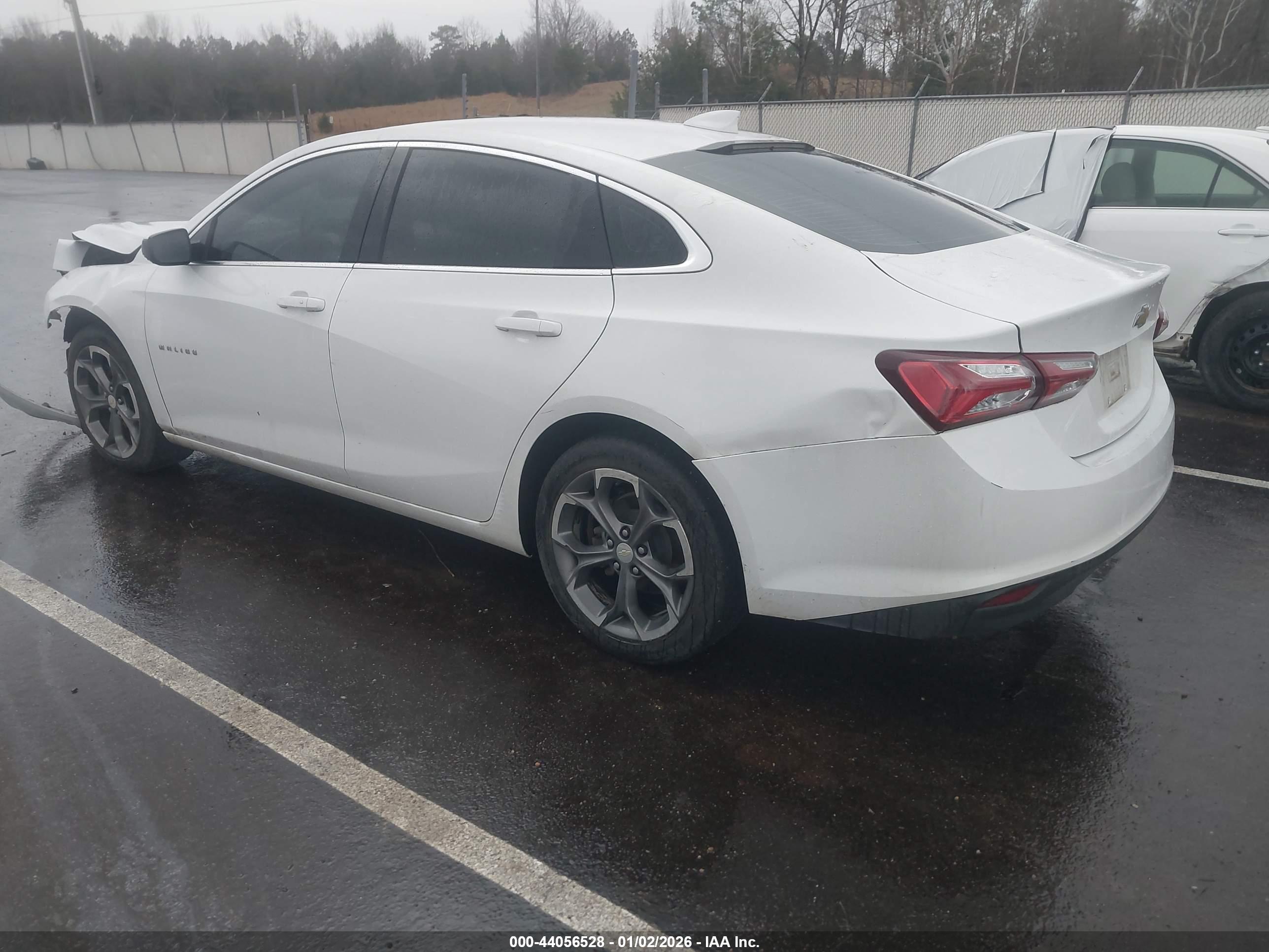 CHEVROLET MALIBU image 3