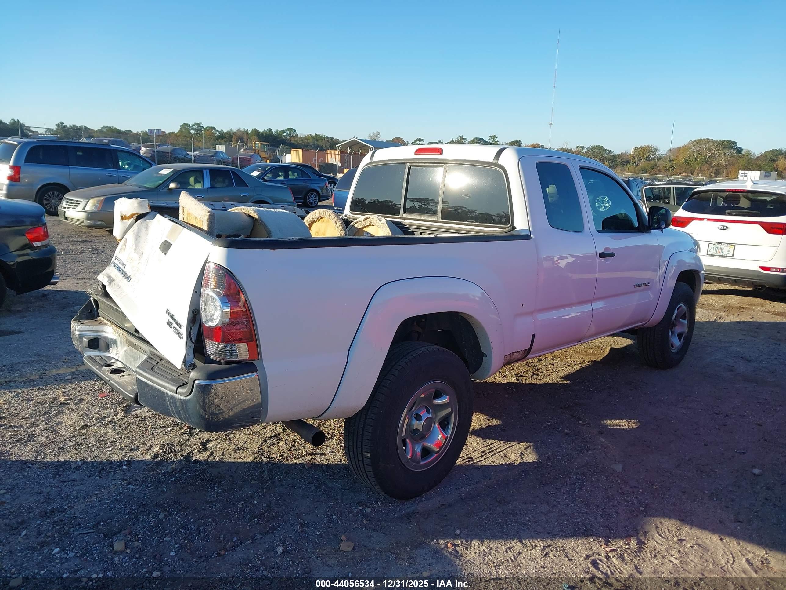 TOYOTA TACOMA image 4